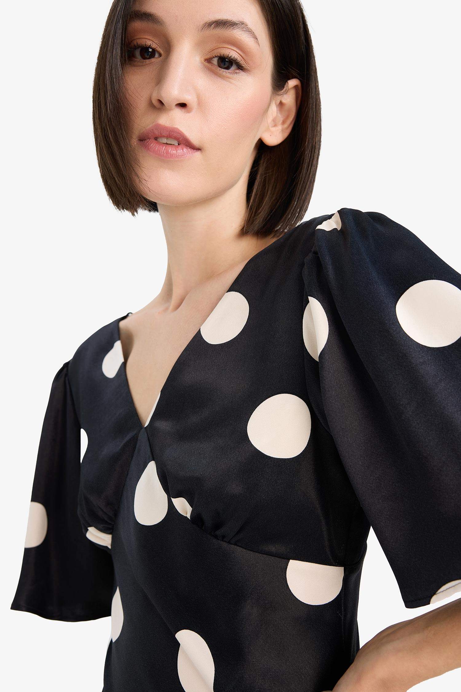 فستان ميدي ستان مطبوع بياخة V