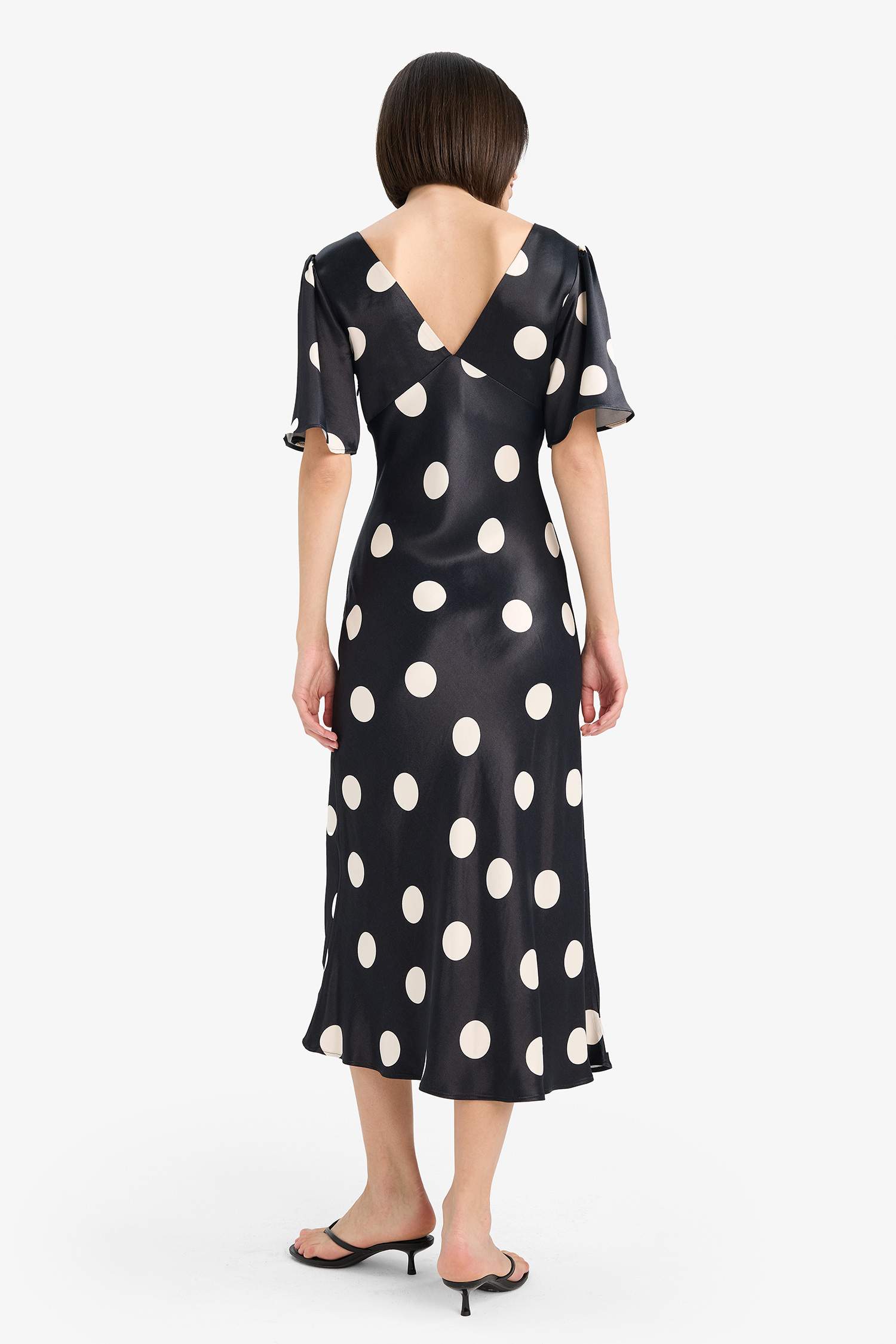 فستان ميدي ستان مطبوع بياخة V