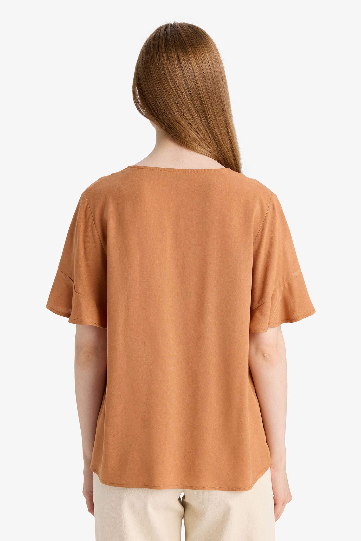 Regular Fit V Yaka Kısa Kollu Gömlek