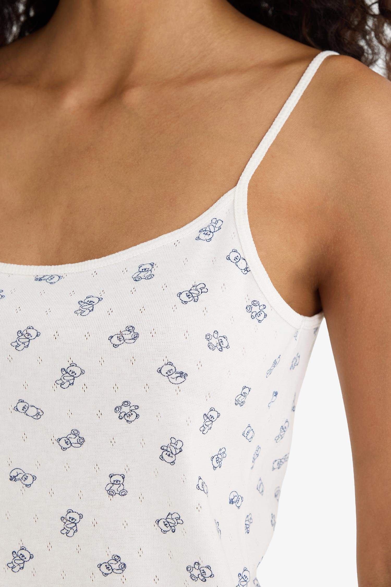 Regular Fit Pijama Takımı Askılı Desenli Üst Beli Lastikli Şort-Fall in Love