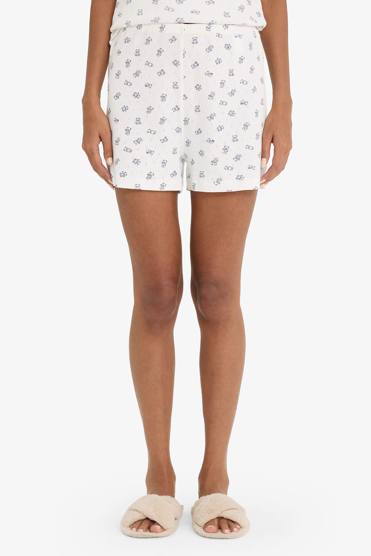 Regular Fit Pijama Takımı Askılı Desenli Üst Beli Lastikli Şort-Fall in Love