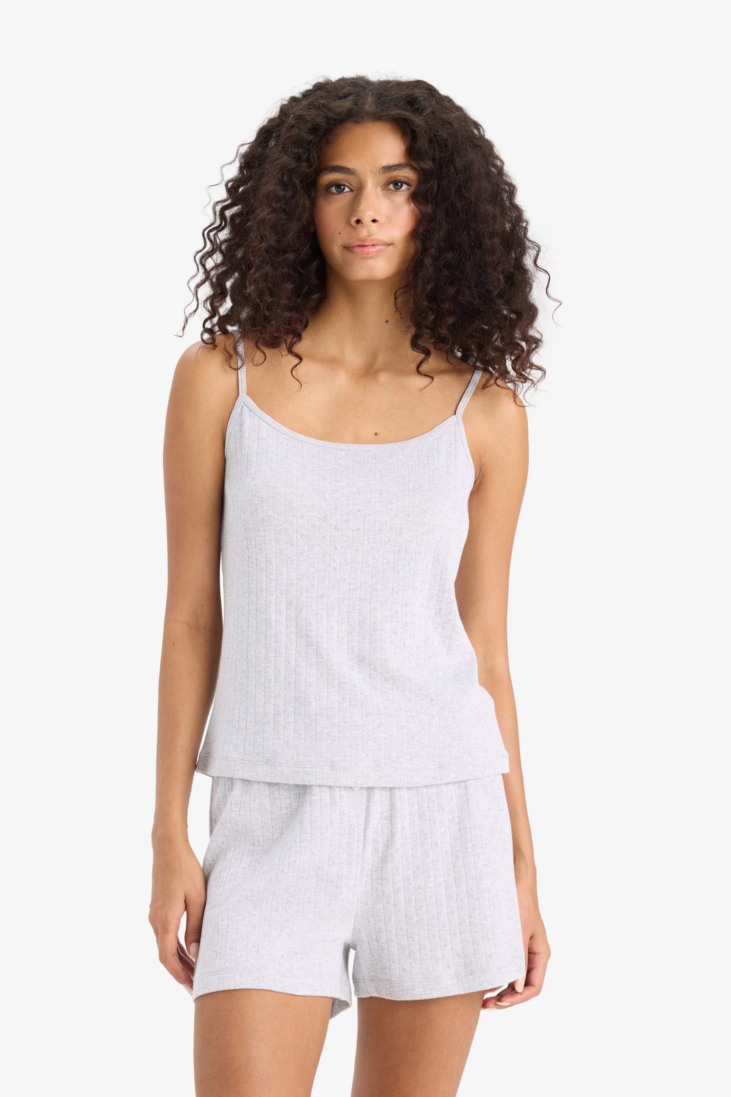 Regular Fit Pijama Takımı Askılı Üst Beli Lastikli Şort-Fall in Love