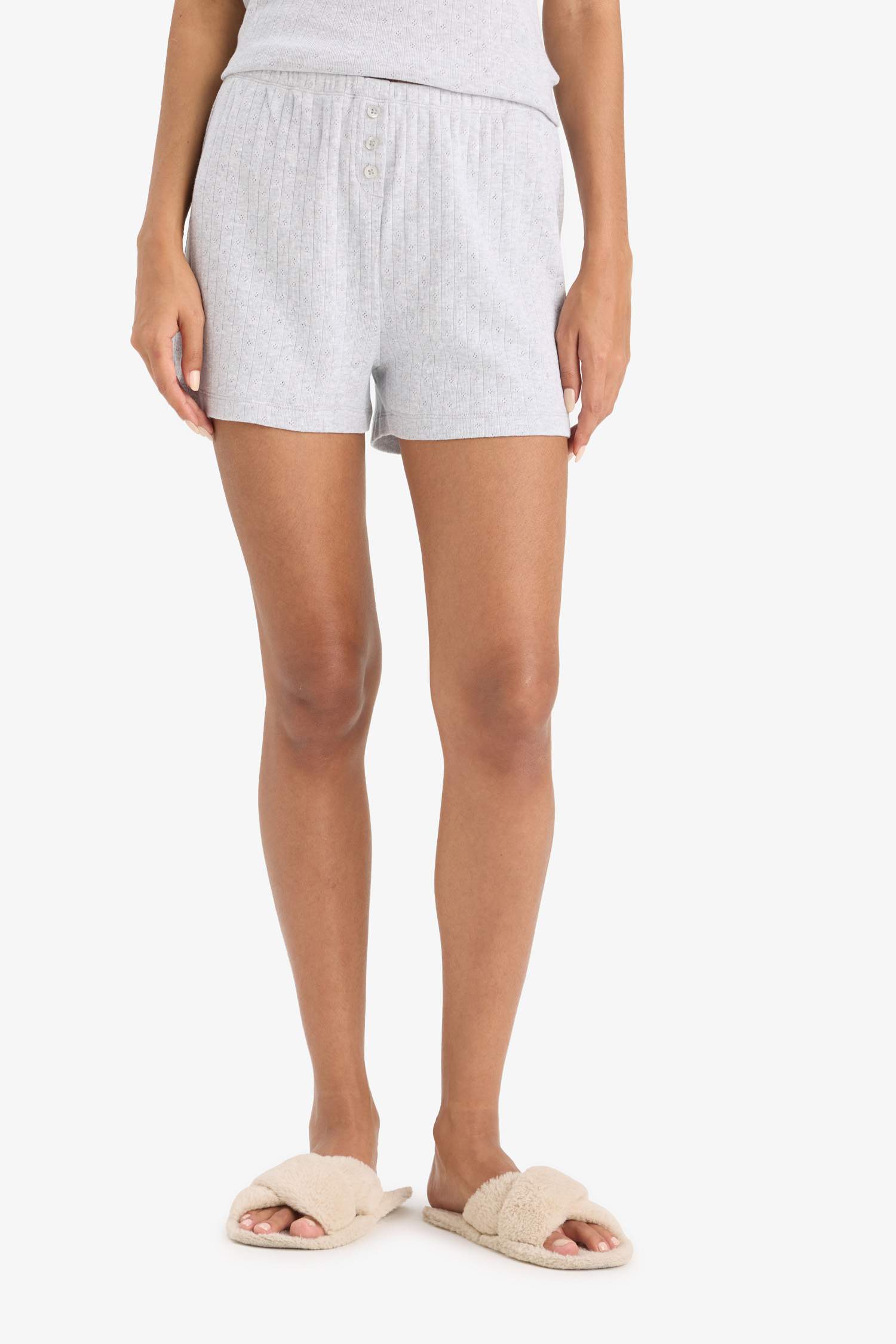 Regular Fit Pijama Takımı Askılı Üst Beli Lastikli Şort-Fall in Love