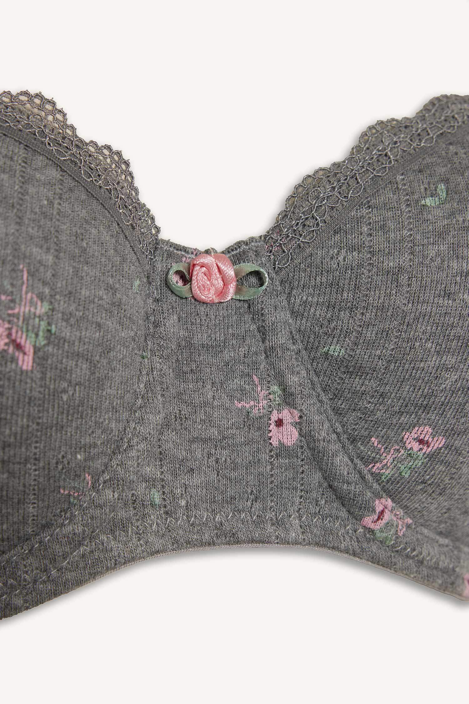 Бюстгальтер-балконет на косточках с кружевными деталями (без пуш-ап)