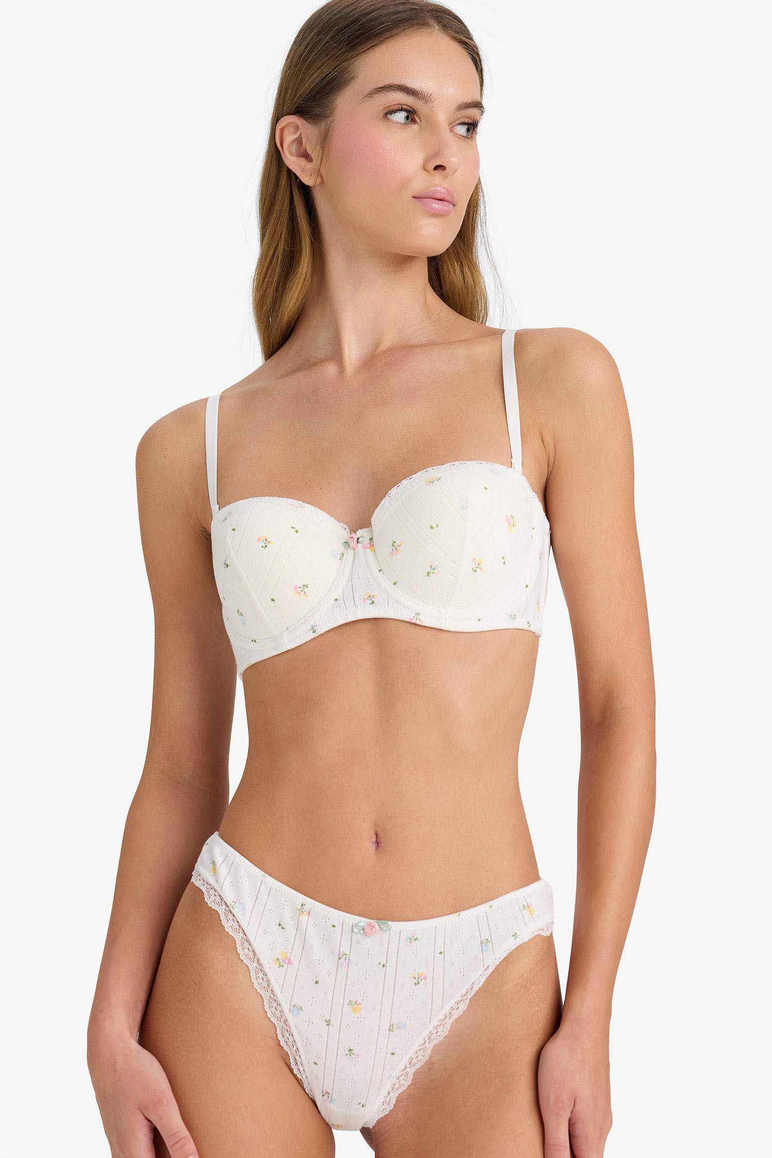 Dantel Detaylı Brazilian Külot