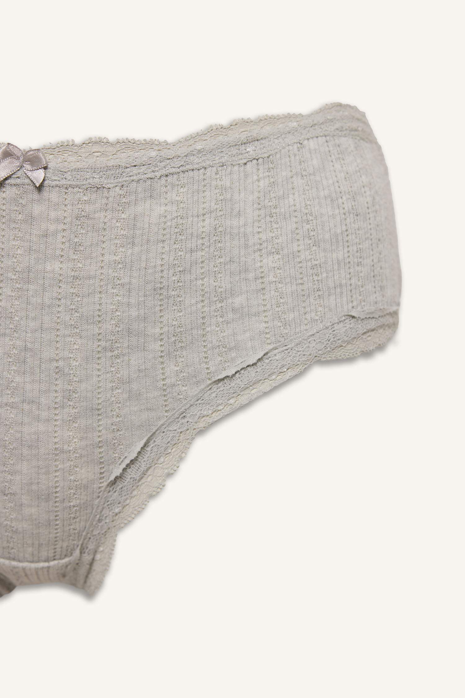 كلوت دانتيل من Fall in Love