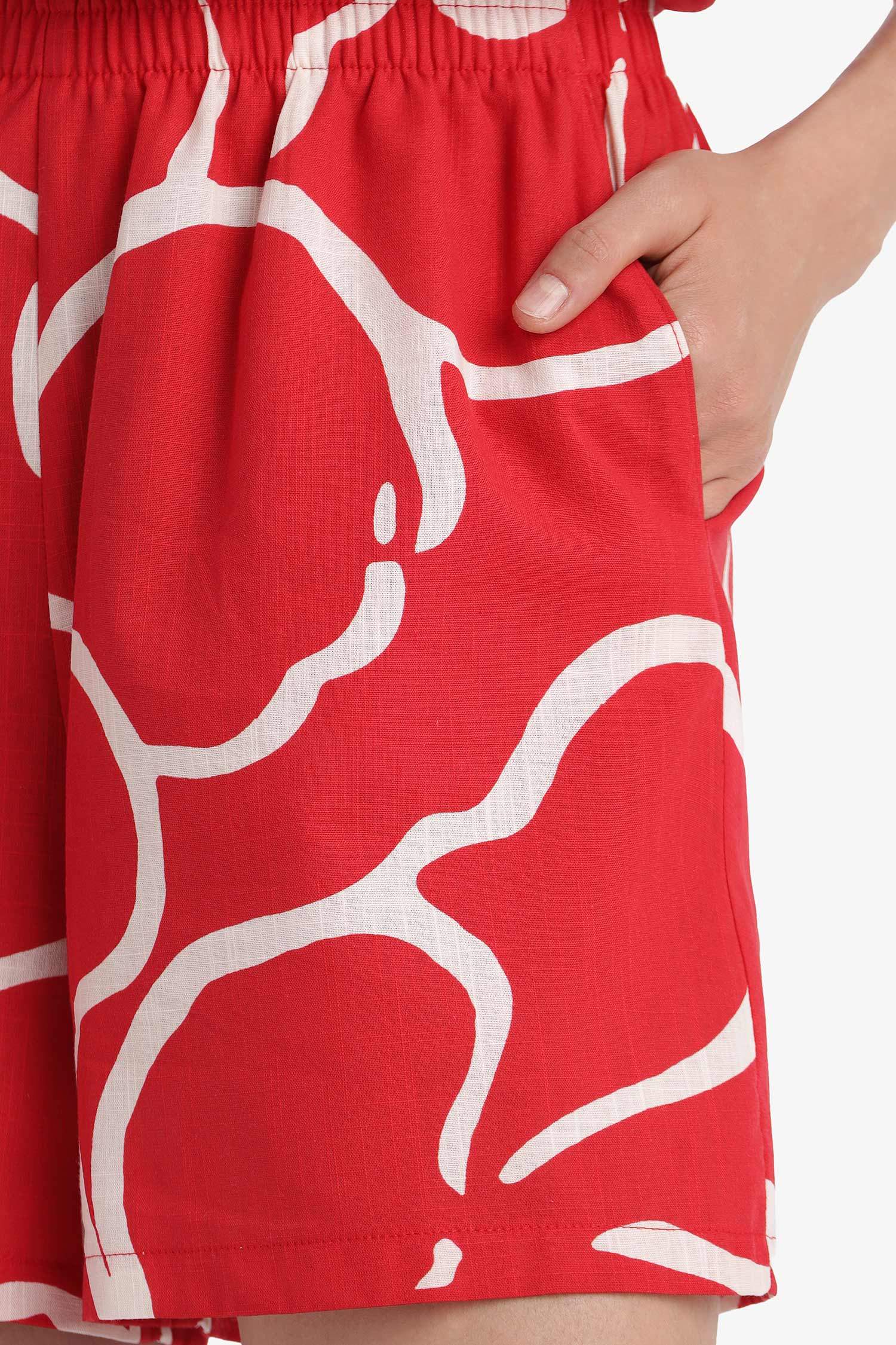 басып шығарылған Шолақ шалбар