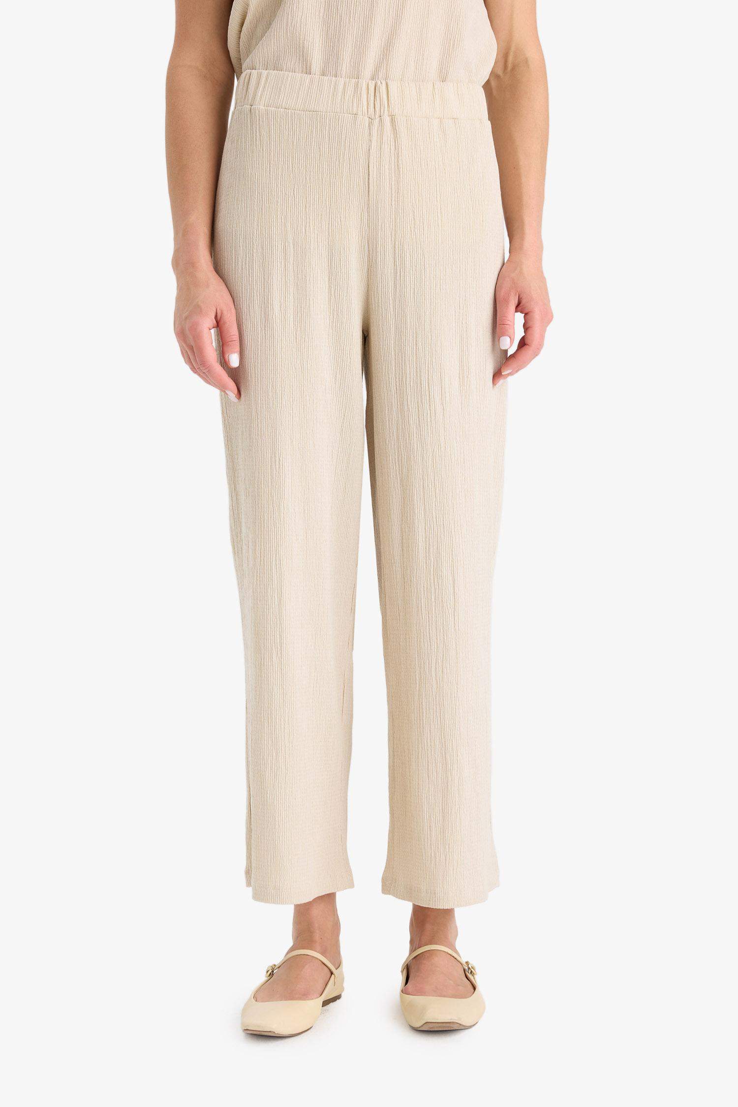 Elastic Waist Straight Leg Crepe Capri Pants