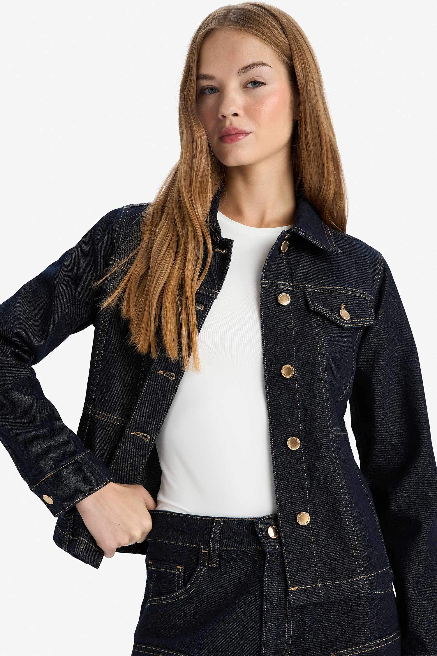 Buttoned Denim Jacket