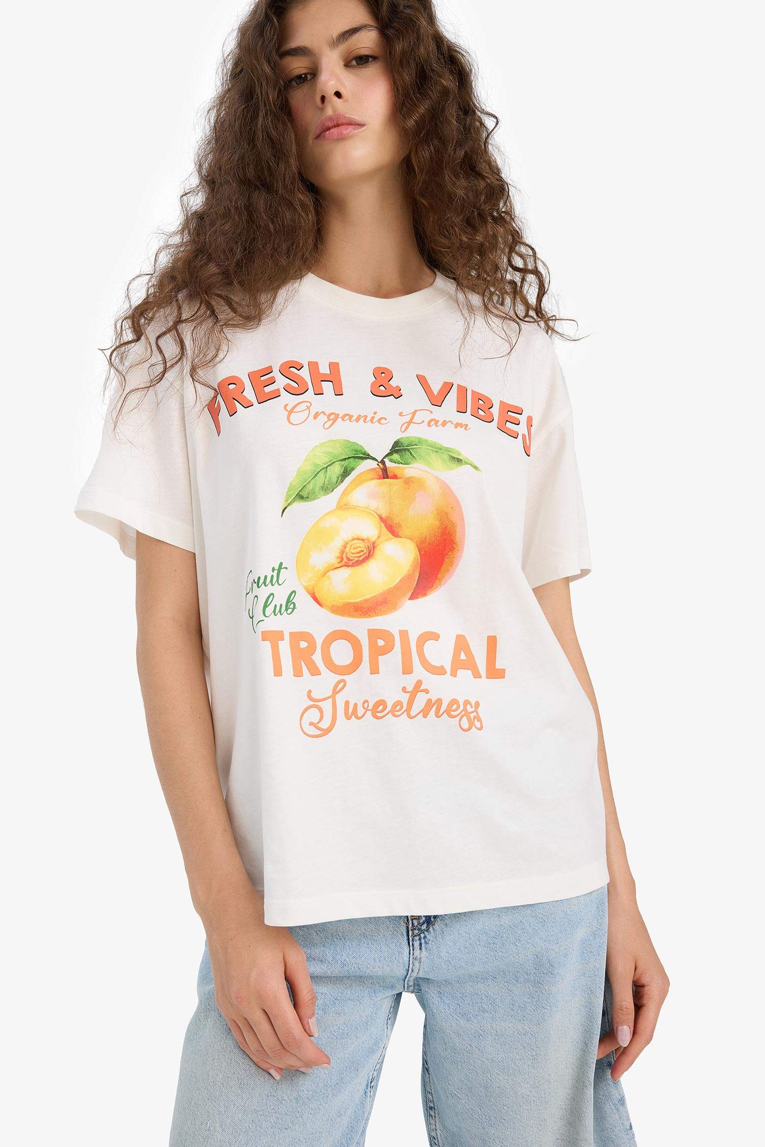 Oversize футболка с круглым вырезом и принтом с коротким рукавом