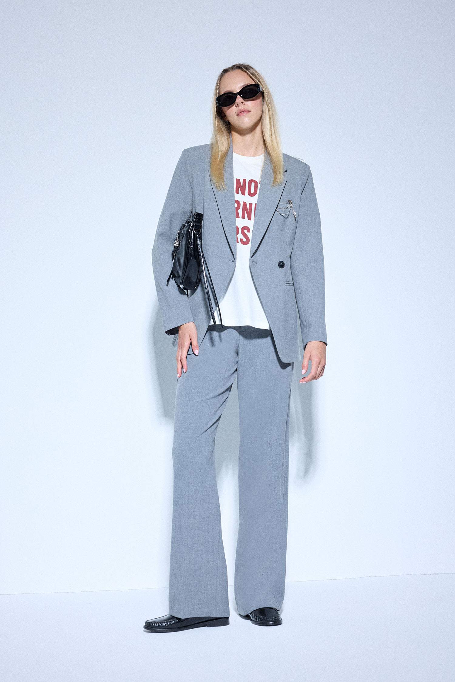 بنطلون قصة مستقيمة بجيب وخصر عادي