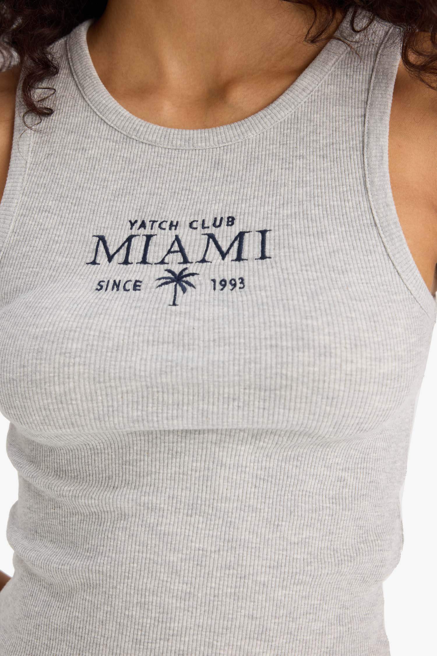 Débardeur slim côtelé imprimé à col halter