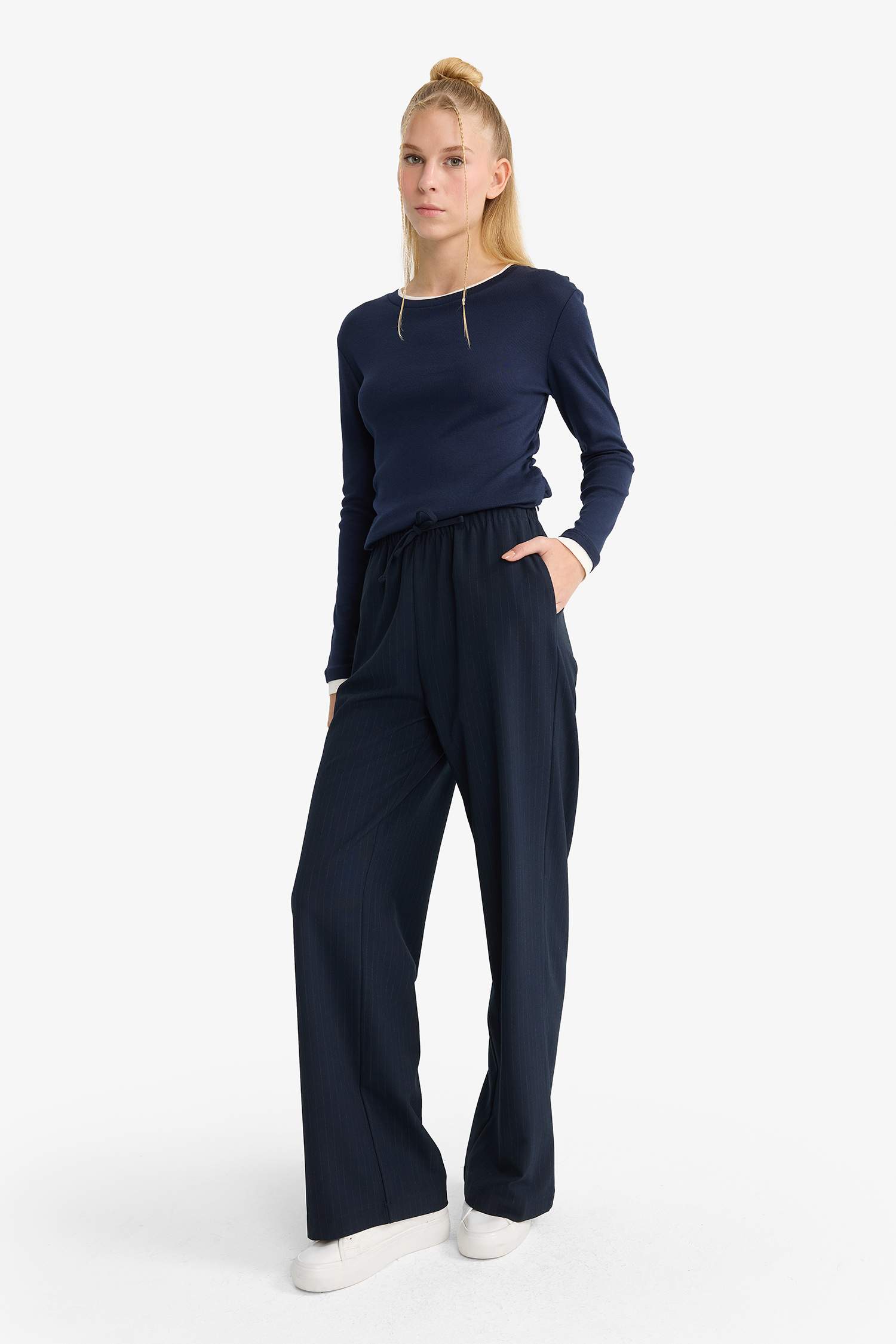 Wide Leg Regular Waist Tie Waist Trousers