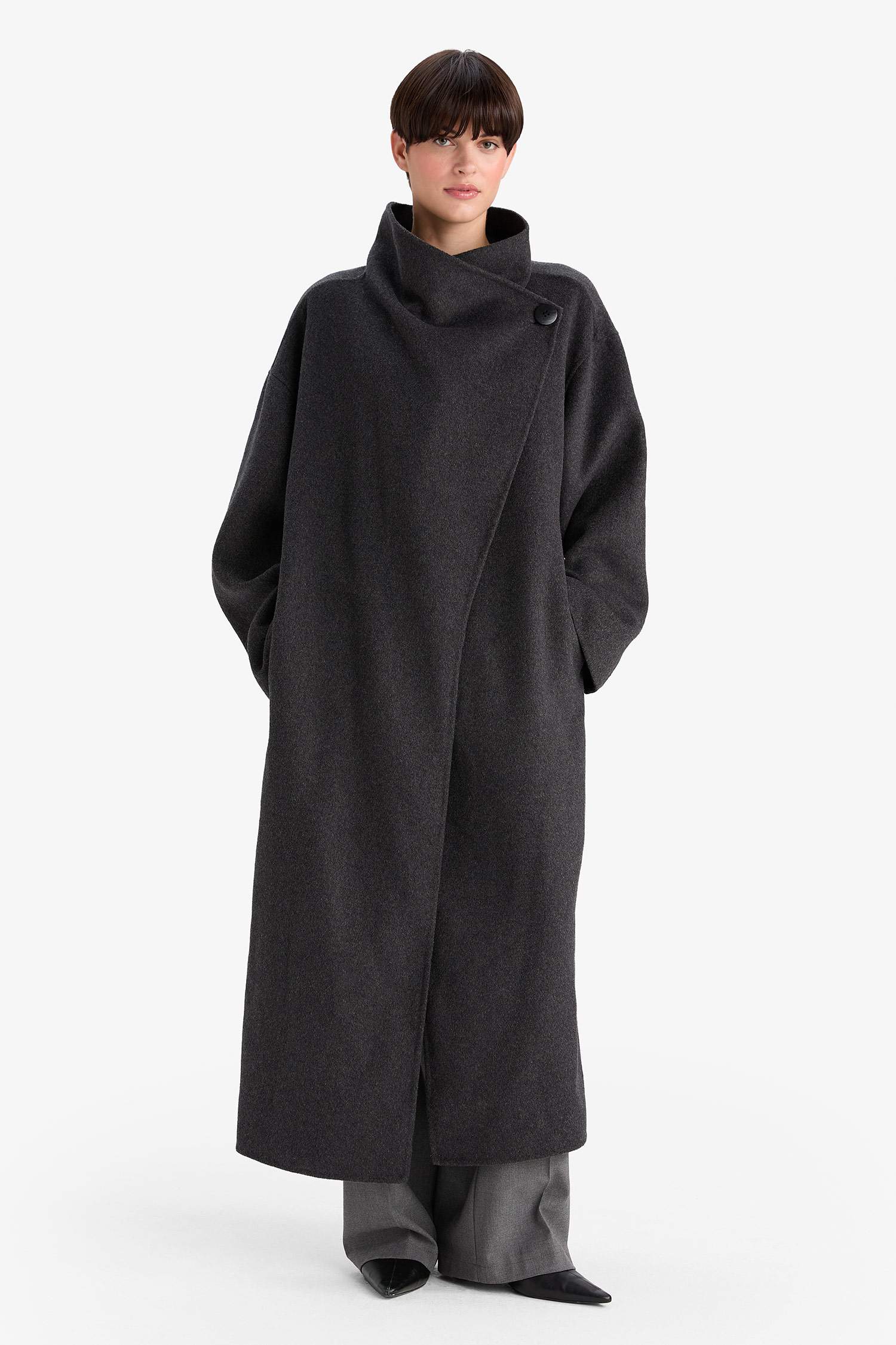 Regular Fit Düğmeli Uzun Kaşe Kaban