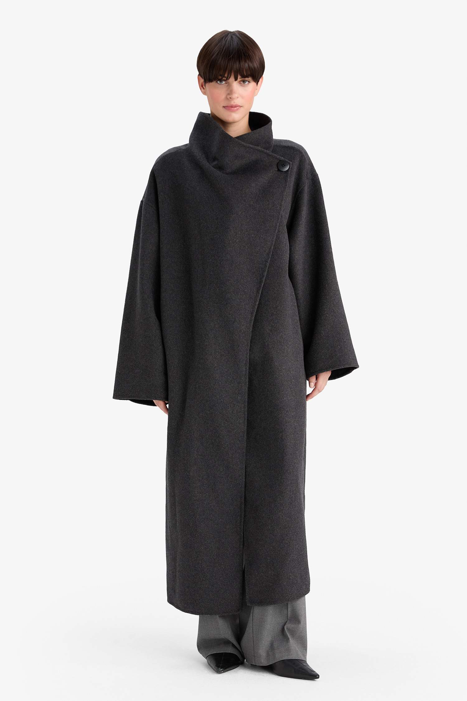 Regular Fit Düğmeli Uzun Kaşe Kaban