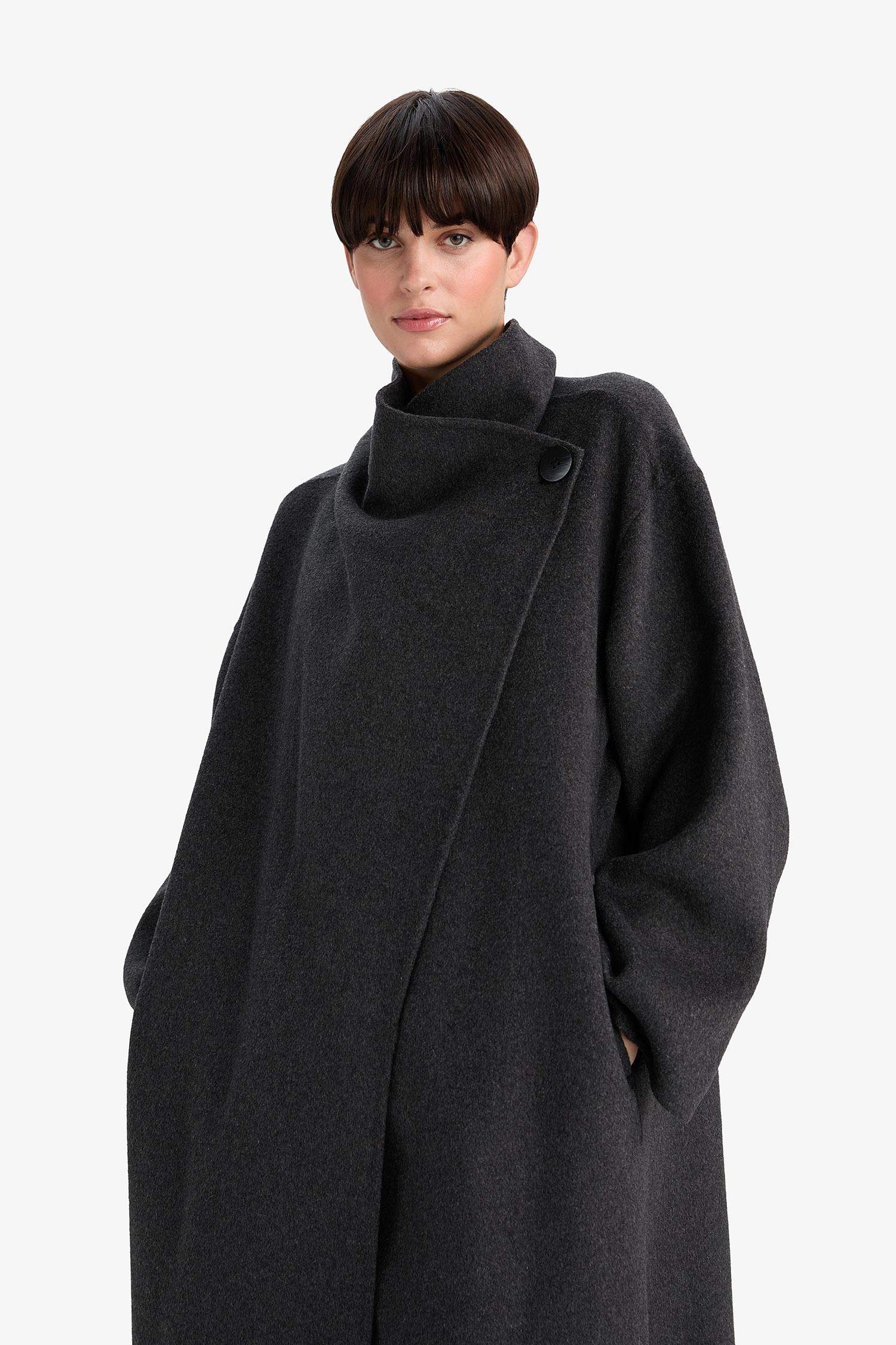 Regular Fit Düğmeli Uzun Kaşe Kaban