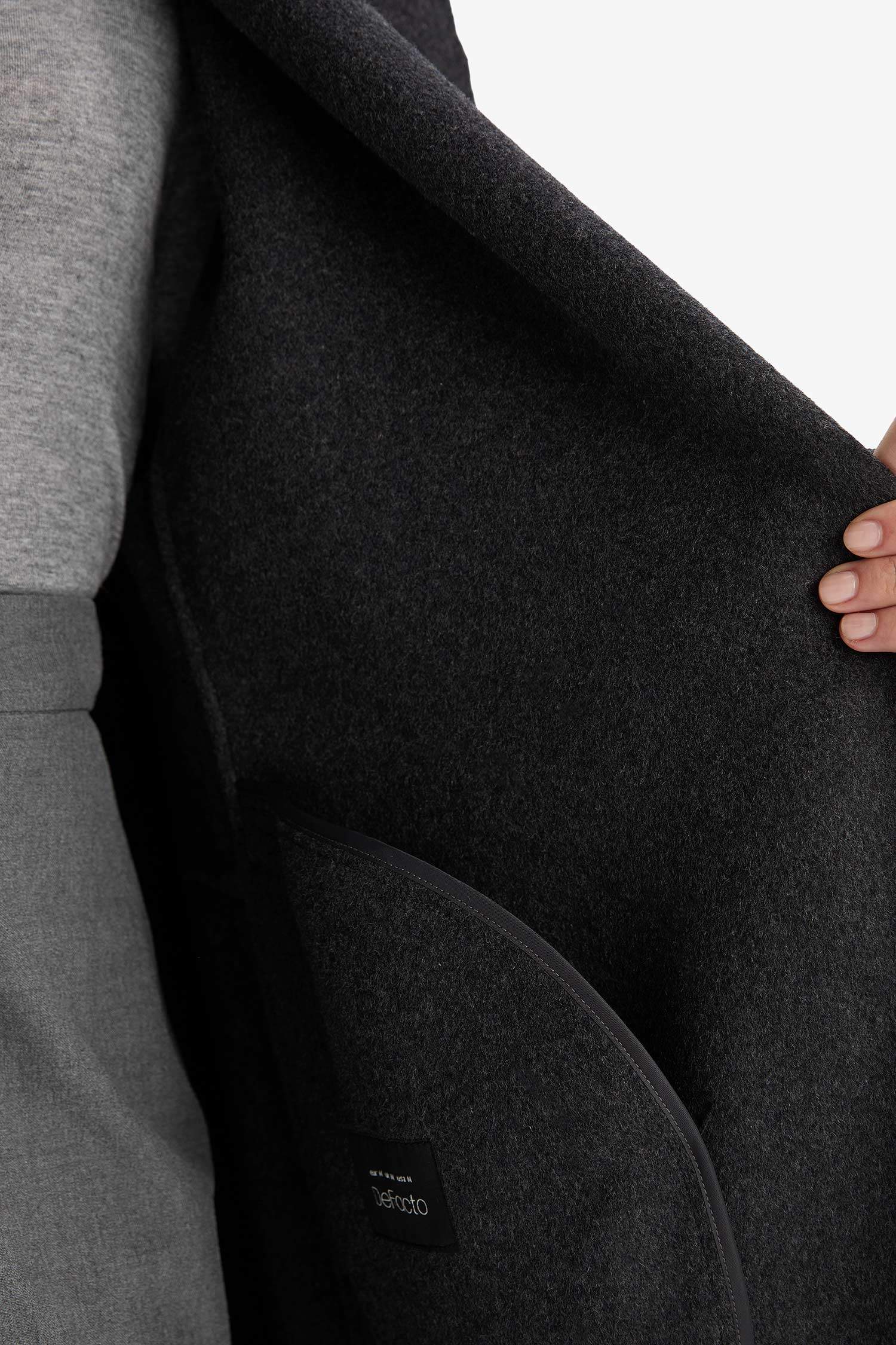 Regular Fit Düğmeli Uzun Kaşe Kaban