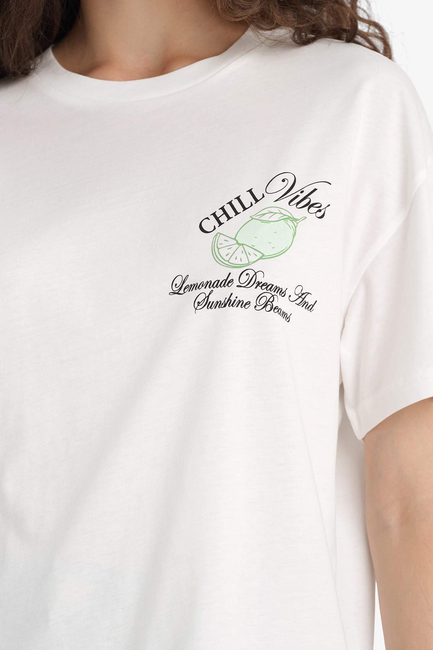 Oversize Geniş Kalıp Bisiklet Yaka Sırt Baskılı Kısa Kollu Tişört