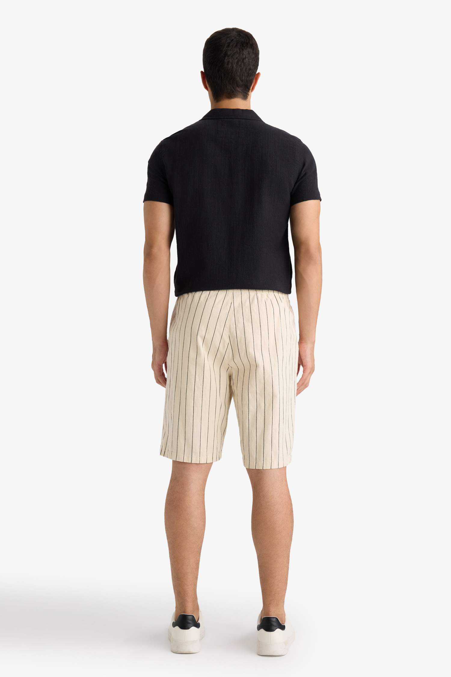 Çizgili Bermuda Şort