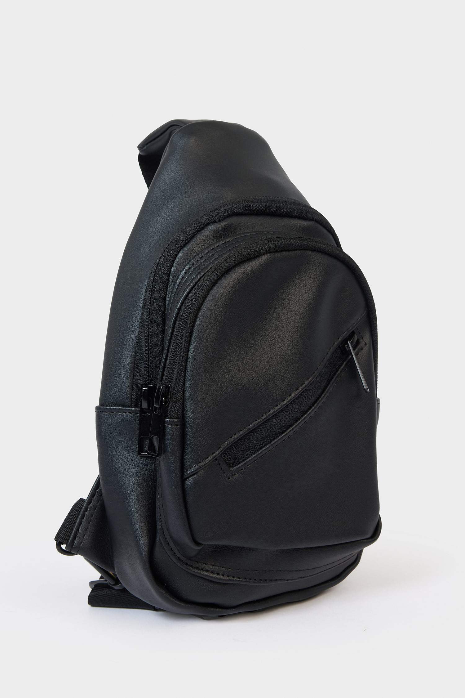 Erkek Suni Deri Çapraz Çanta