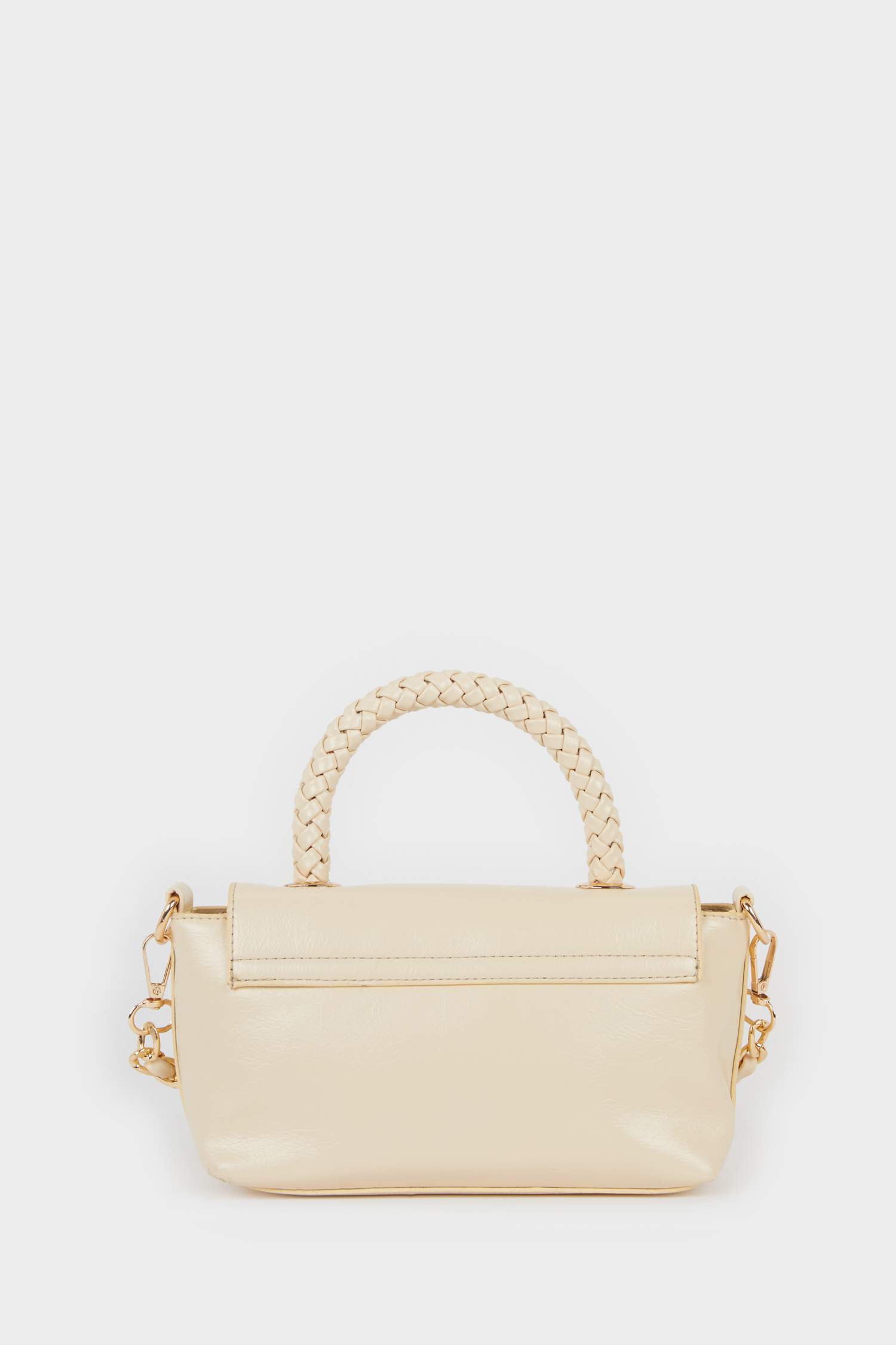 شنطة يد حريمي