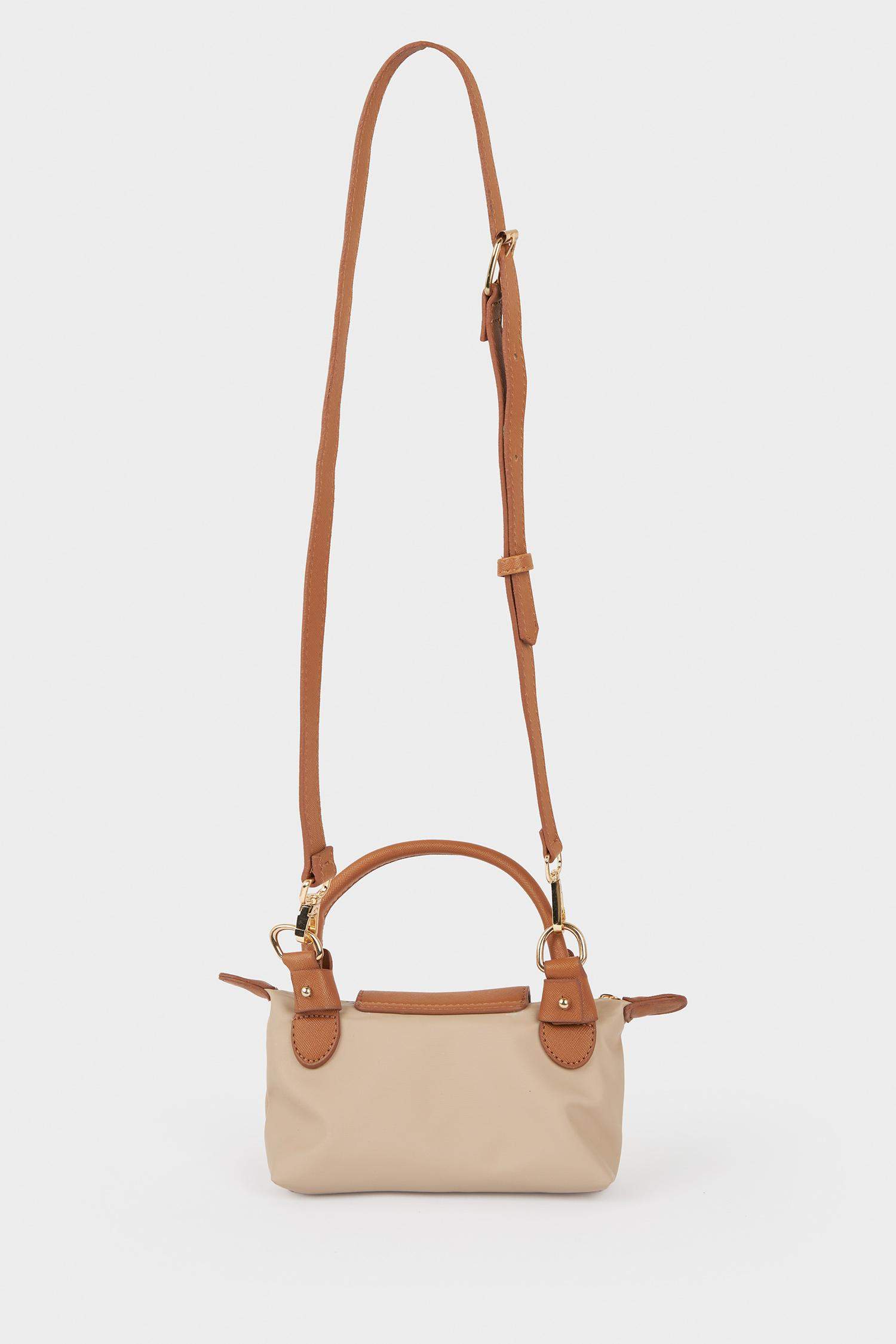 شنطة يد حريمي