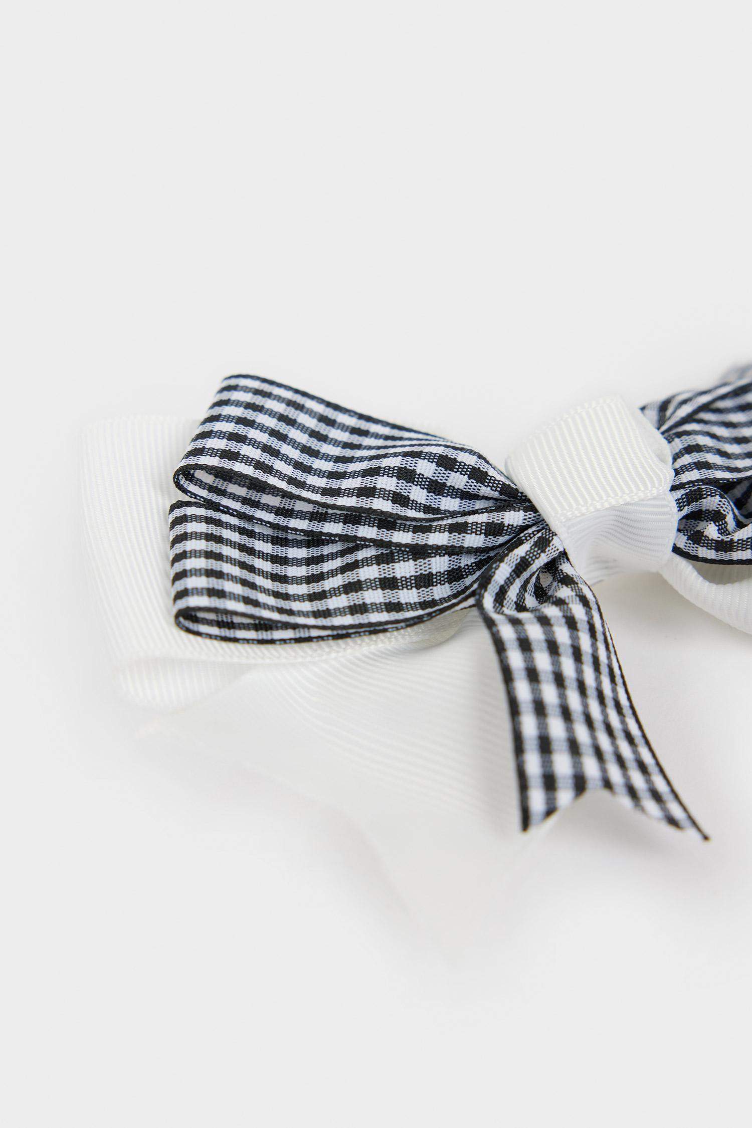 Kız Çocuk Kurdeleli Toka