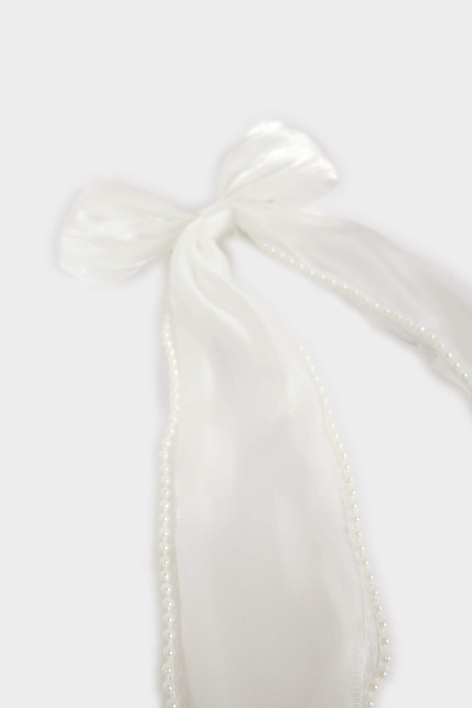 Kız Çocuk Kurdeleli Toka