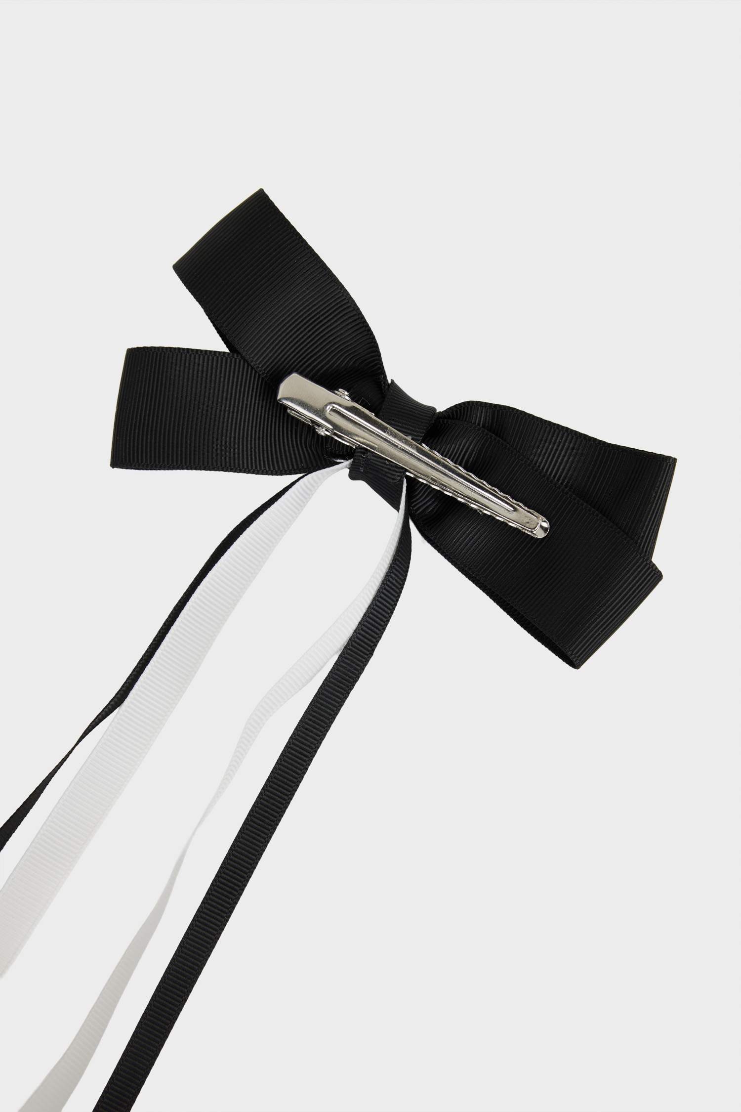 Kız Çocuk Kurdele Detaylı Toka