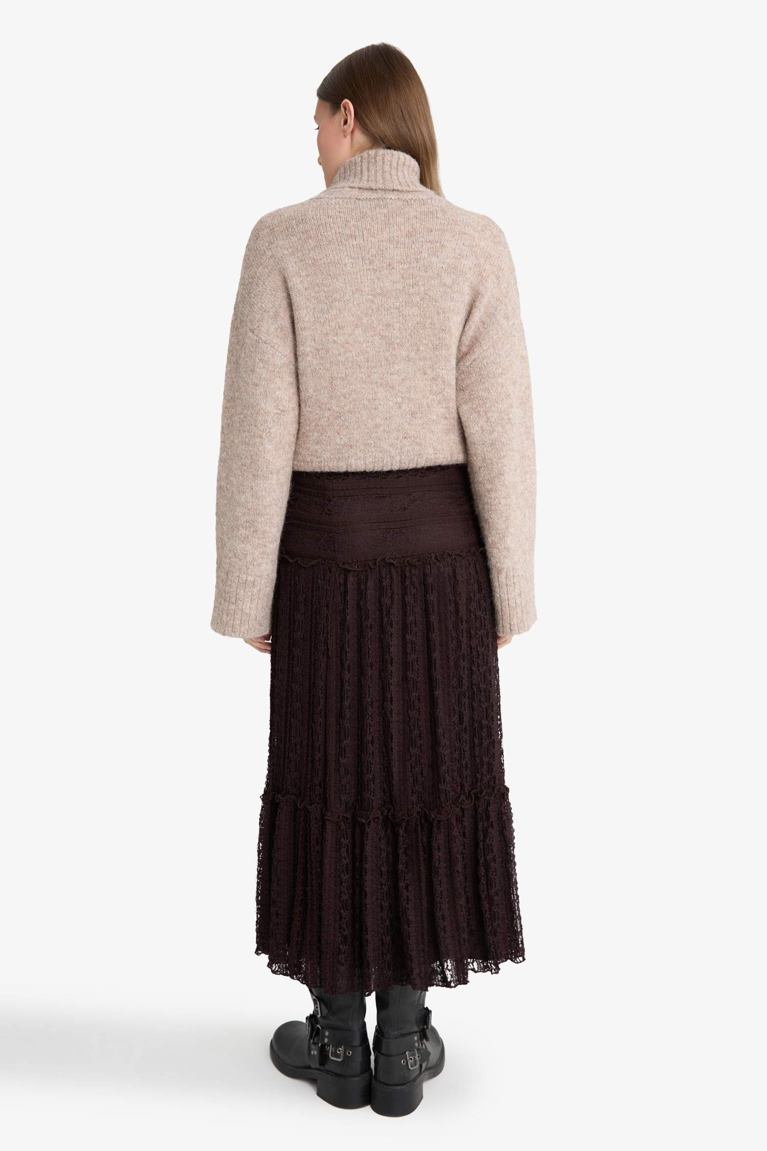 A Cut Lace Knitted Skirt