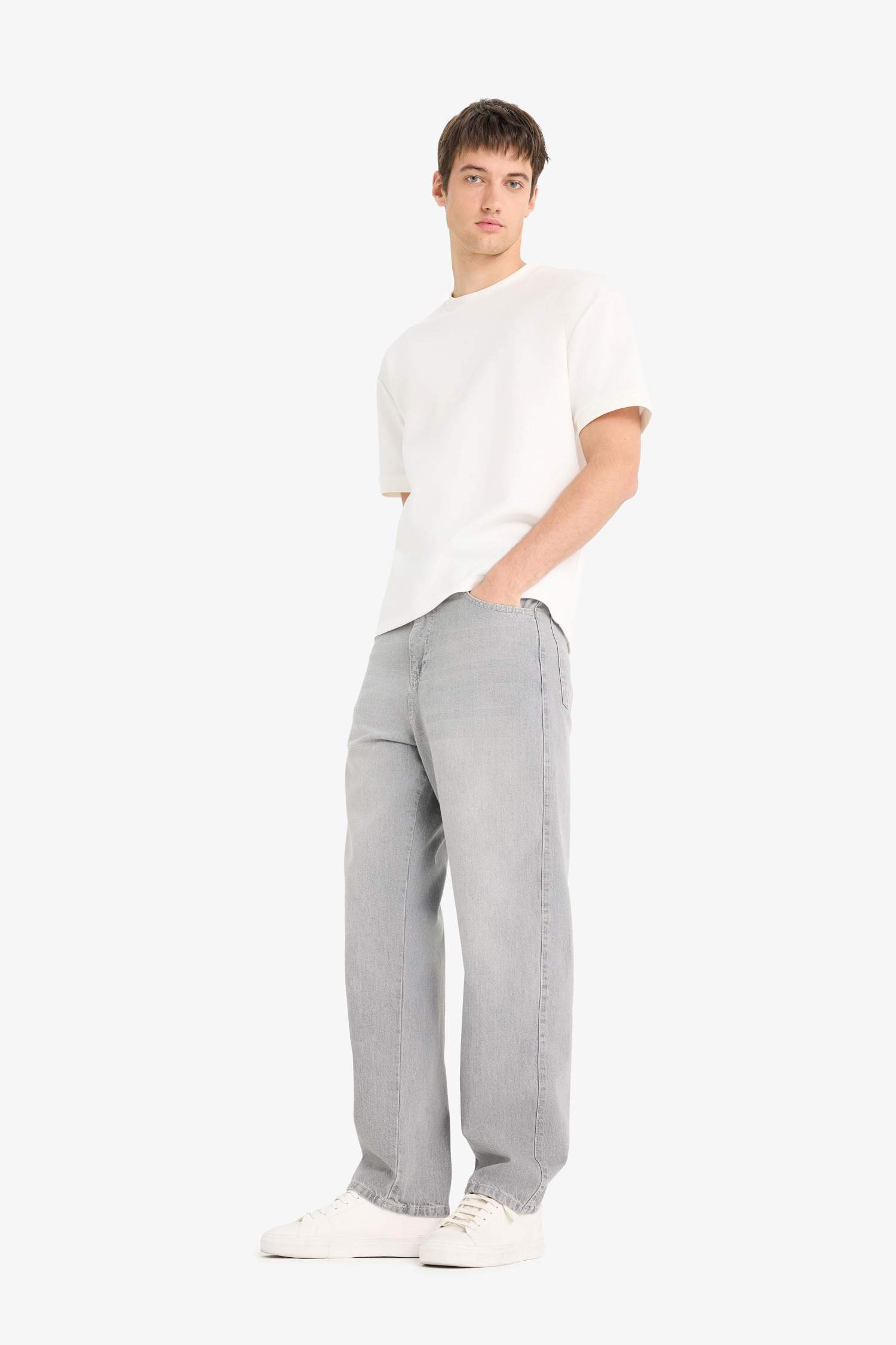 بنطرون جينز باجي فيت وايد ليج برجل واسع