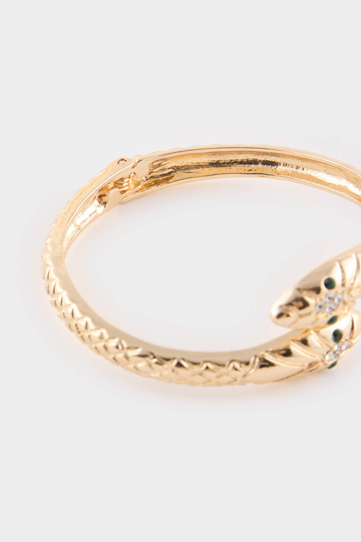 عقد ذهبي نسائي نقش أفعى