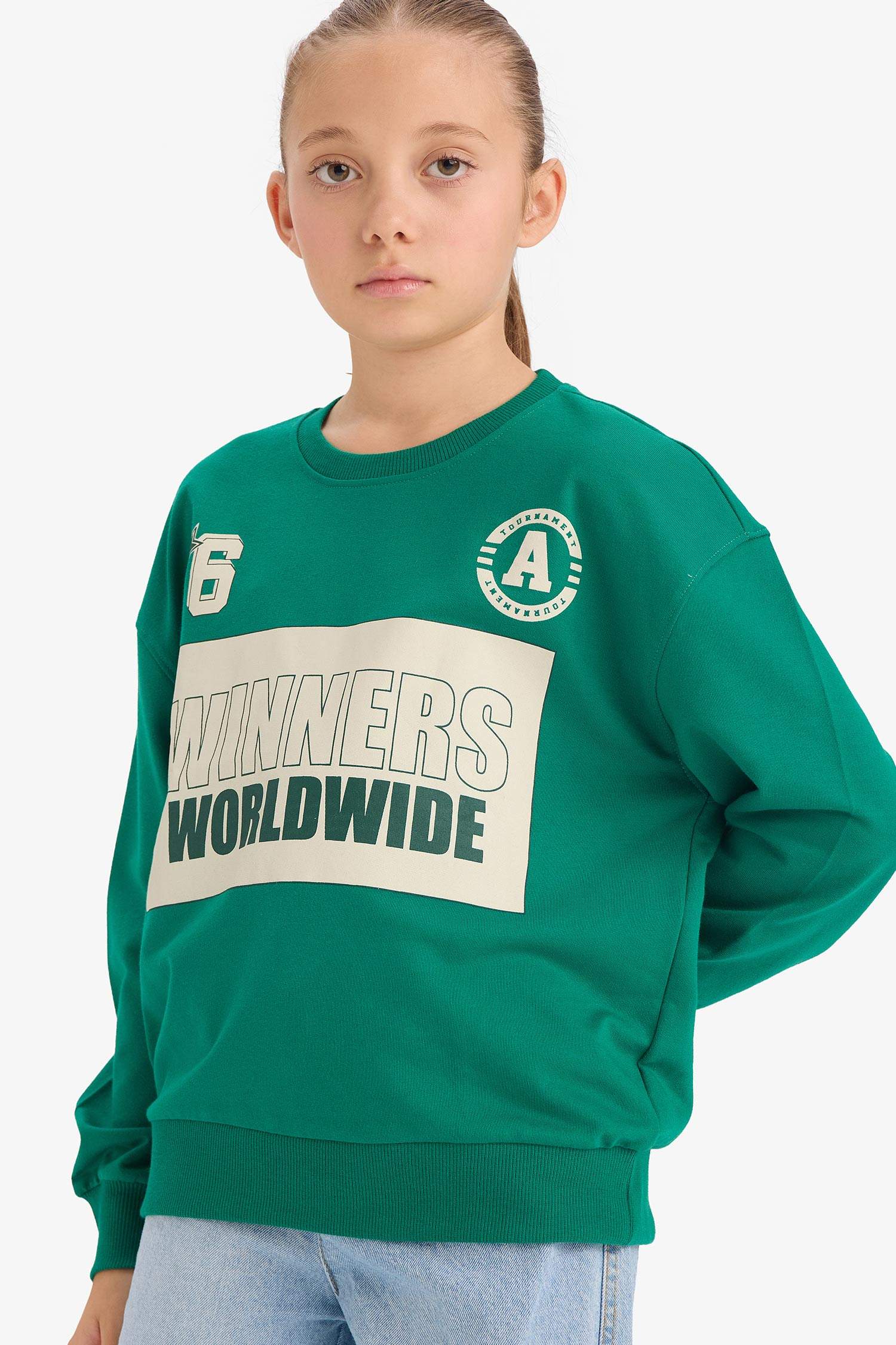 سويت شيرت بناتي بطبعة كتابة وقصة مريحة