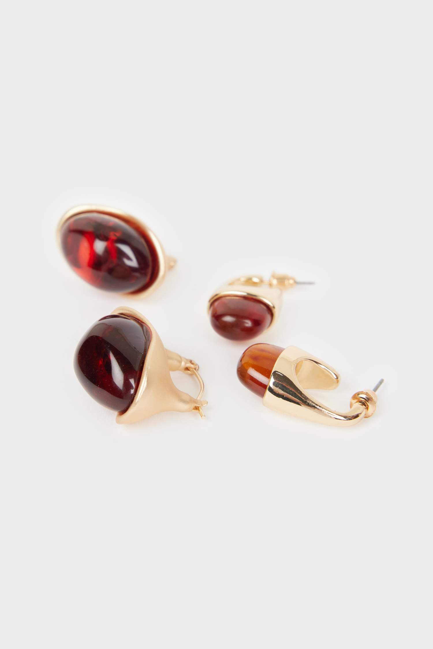 Woman 2 Piece Earrings