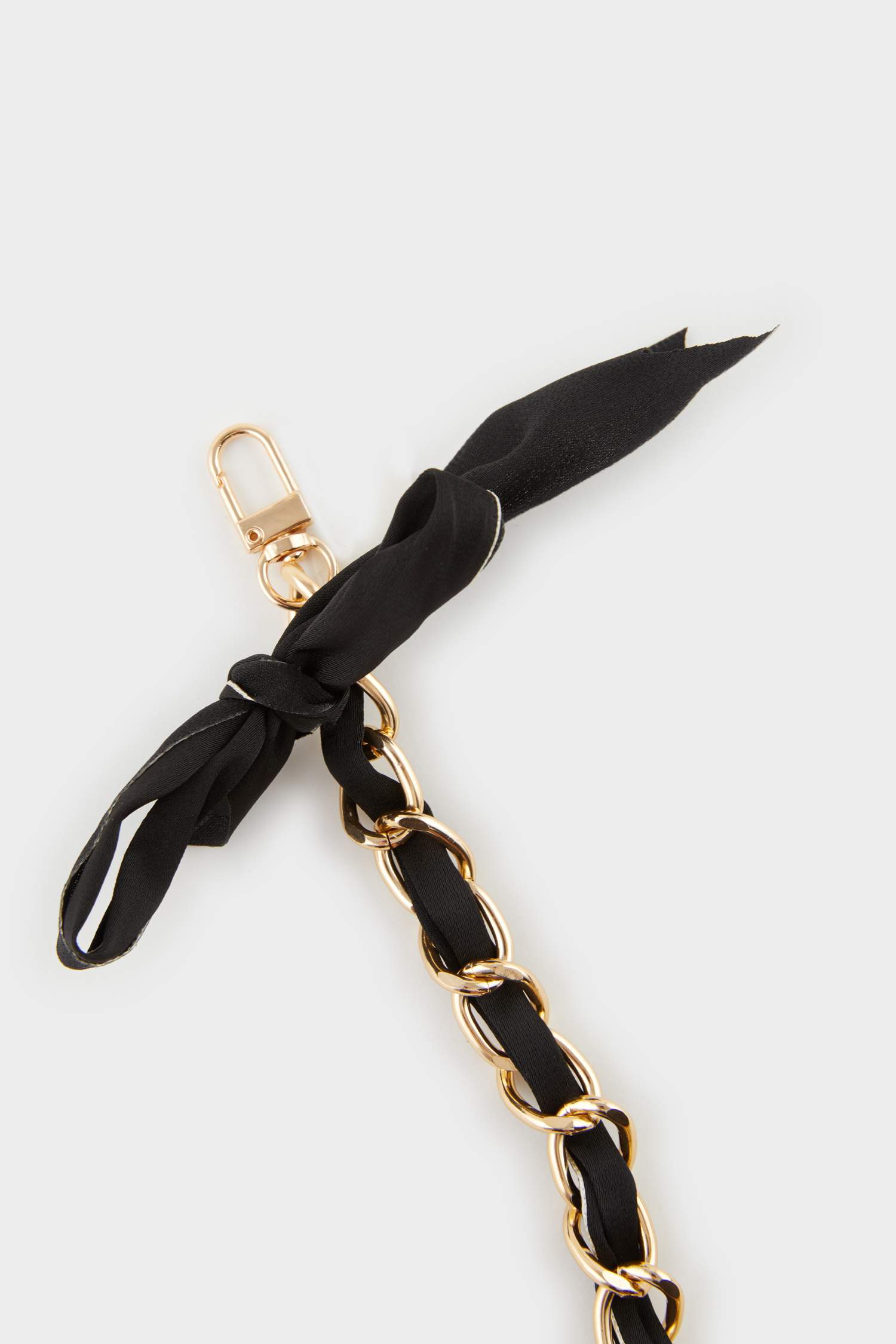 Kadın Siyah Kurdeleli Gold Charm Anahtarlık