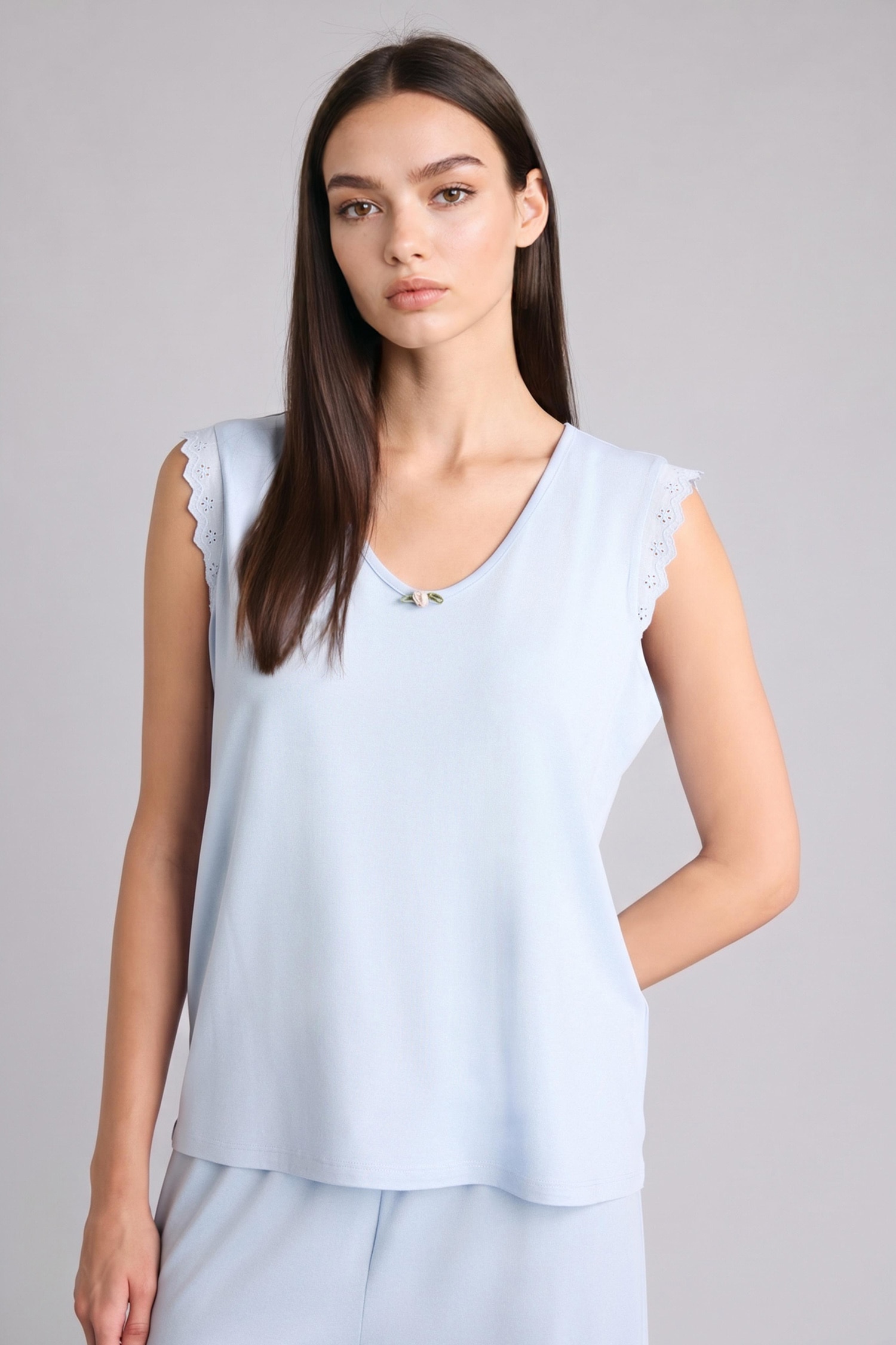 DeFacto Regular Fit Kolsuz Üst Uzun Alt Pijama Takımı görsel 3