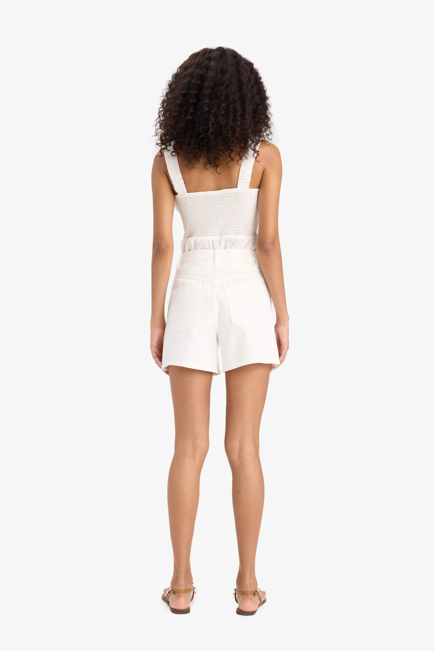 Pocketed White Gabardine Shorts