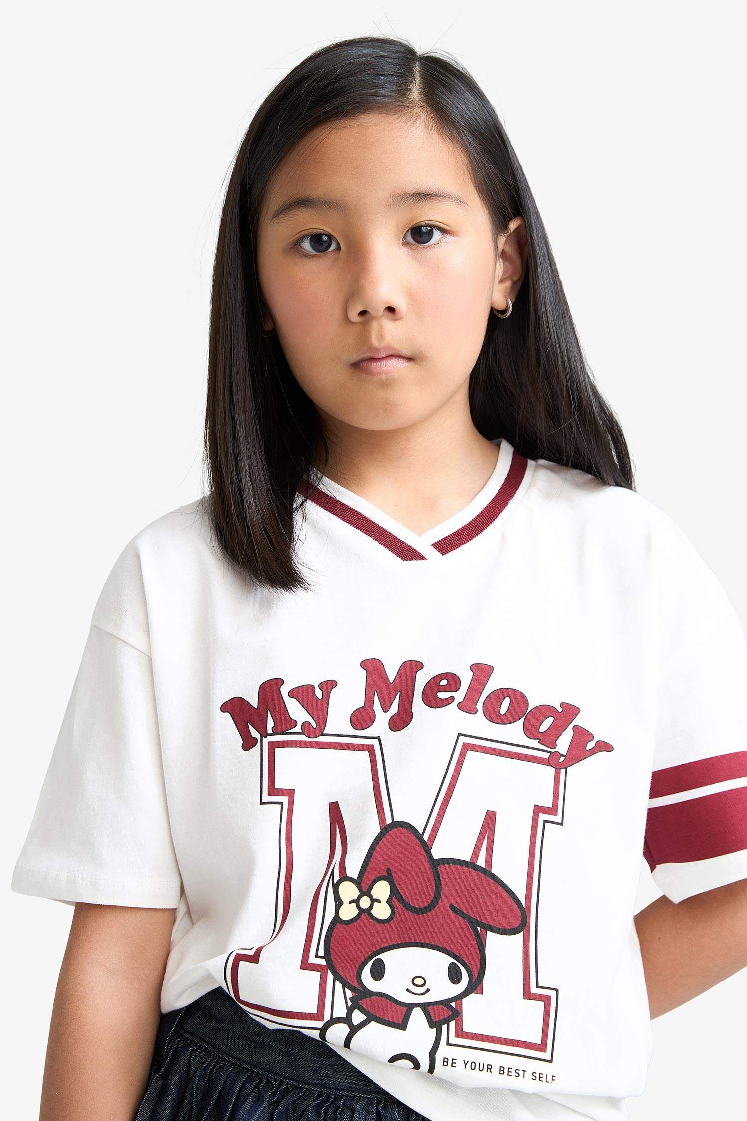 Girl Hello Kitty Oversize Fit V-Neck T-Shirt