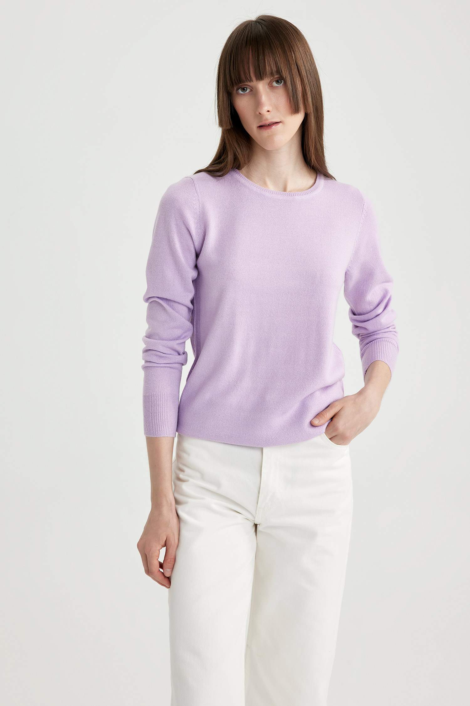 بلوز صوف سادة قصة عادية بياخة مستديرة