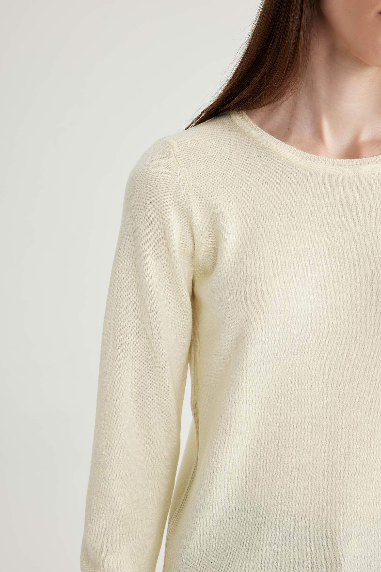 Regular Fit Bisiklet Yaka Yumuşak Dokulu Basic Düz Triko Kazak