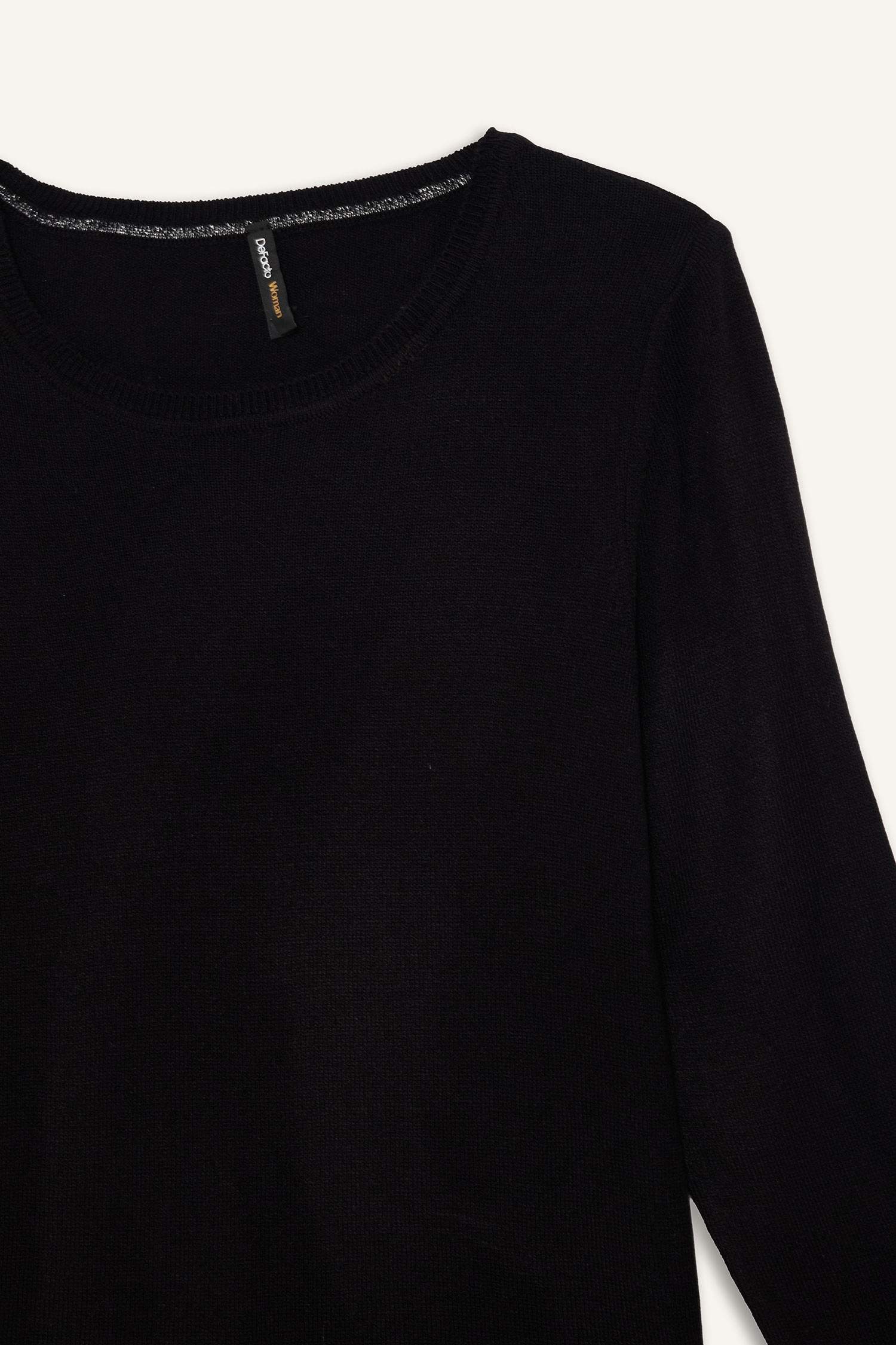 بلوفر قصة عادية بياقة مستديرة