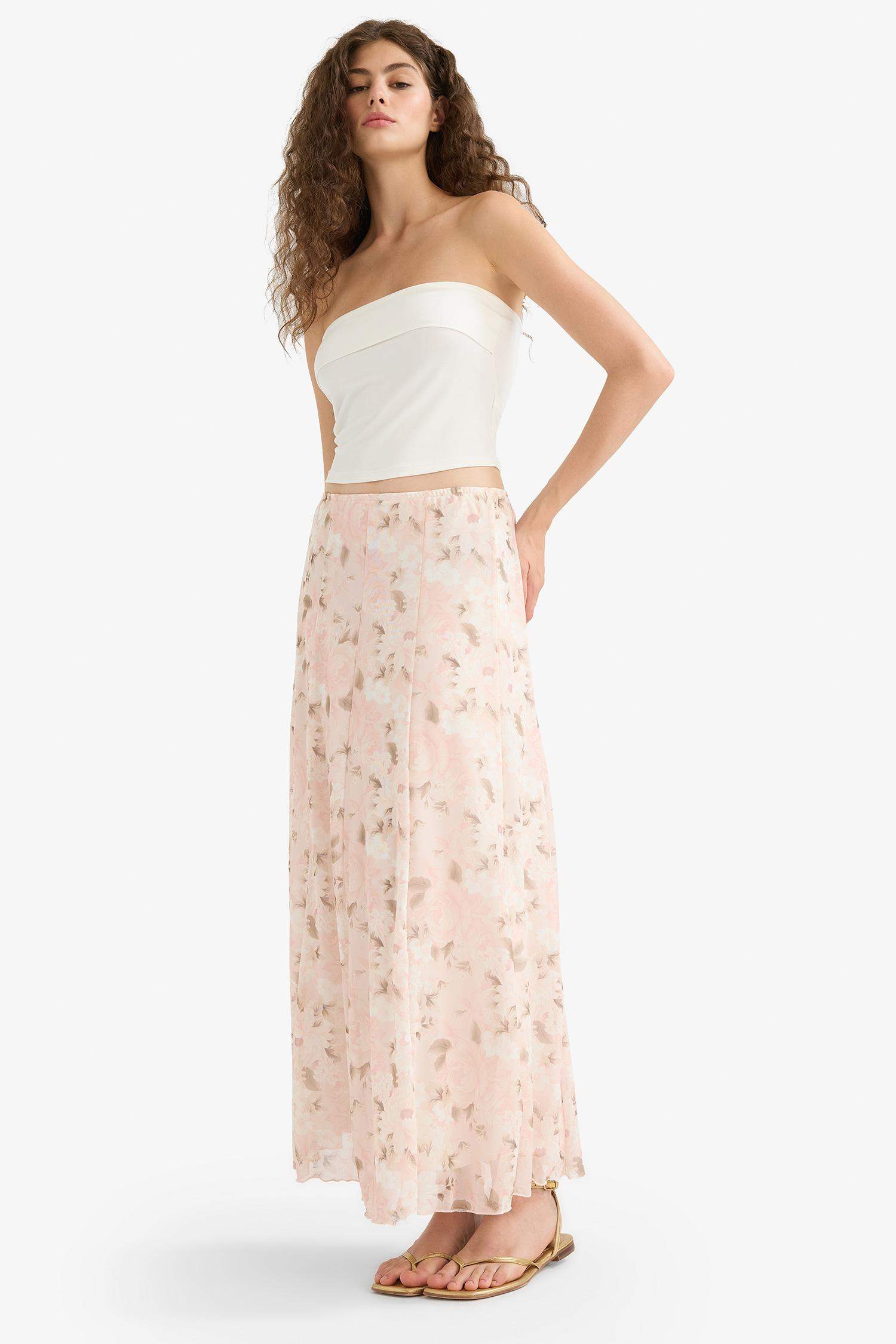 A Kesim Çiçekli Normal Bel Tül Maxi Etek