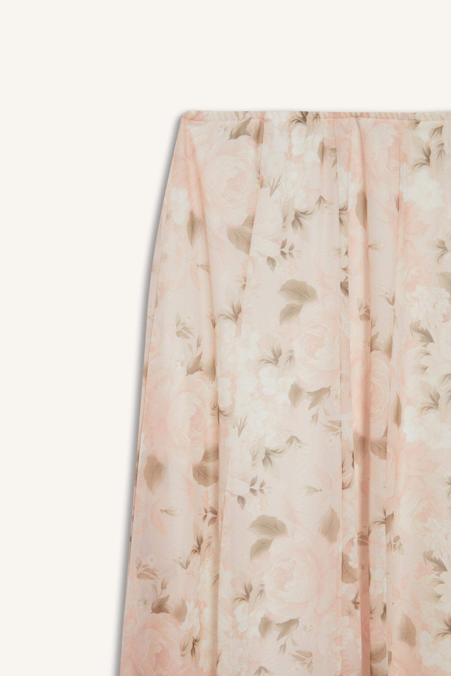 A Kesim Çiçekli Normal Bel Tül Maxi Etek