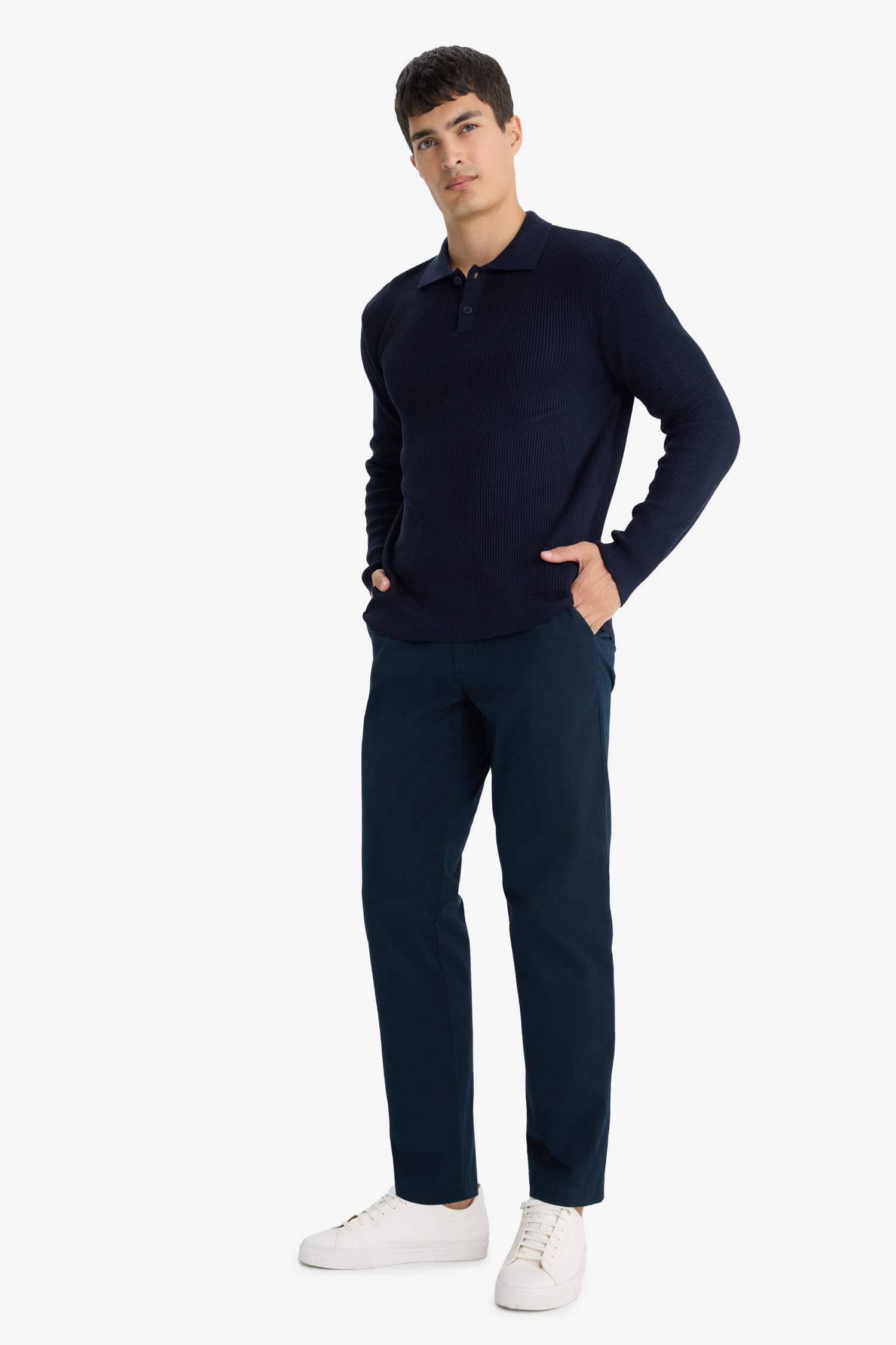 Пуловер поло стандартного кроя