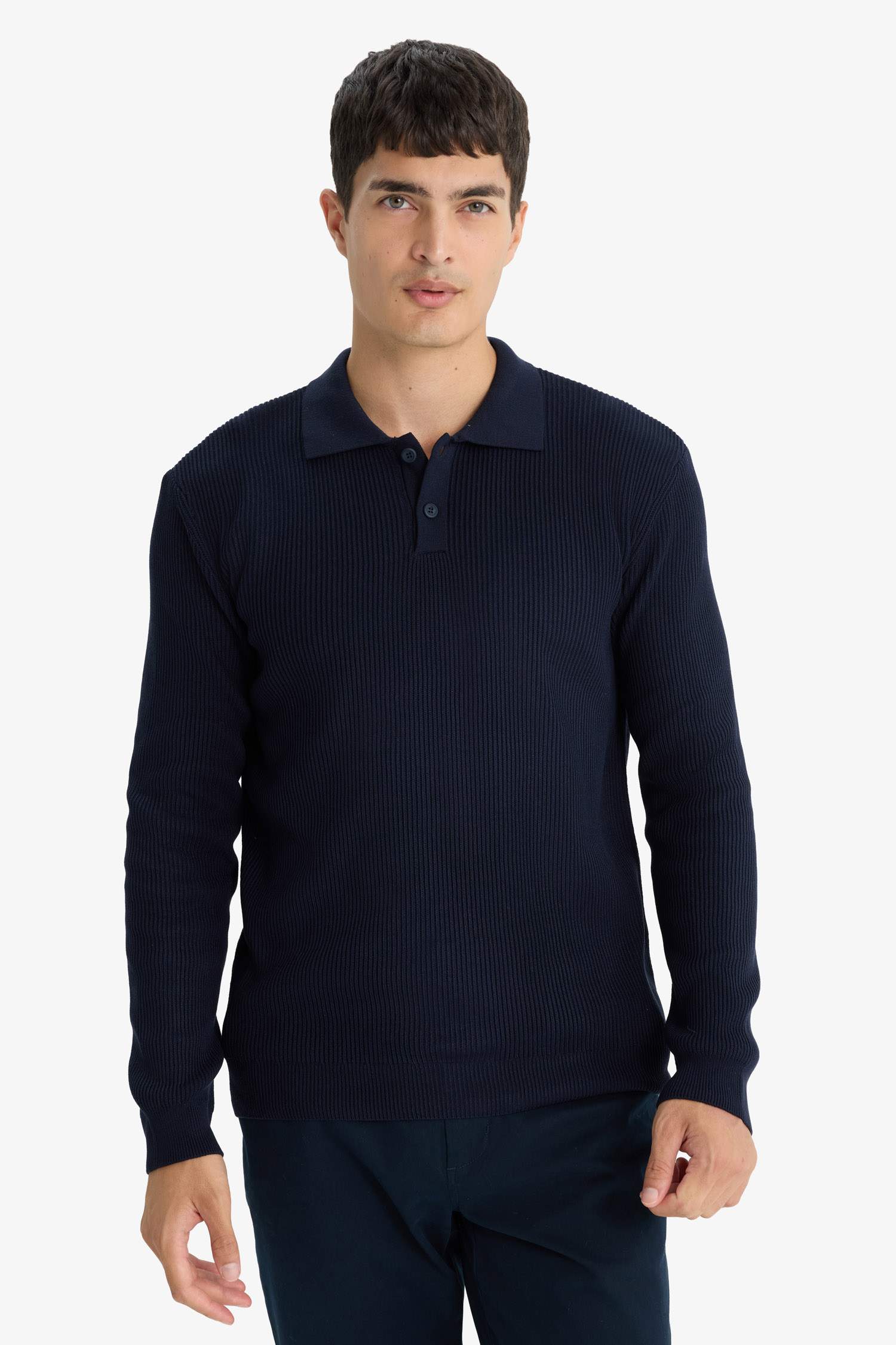 Пуловер поло стандартного кроя