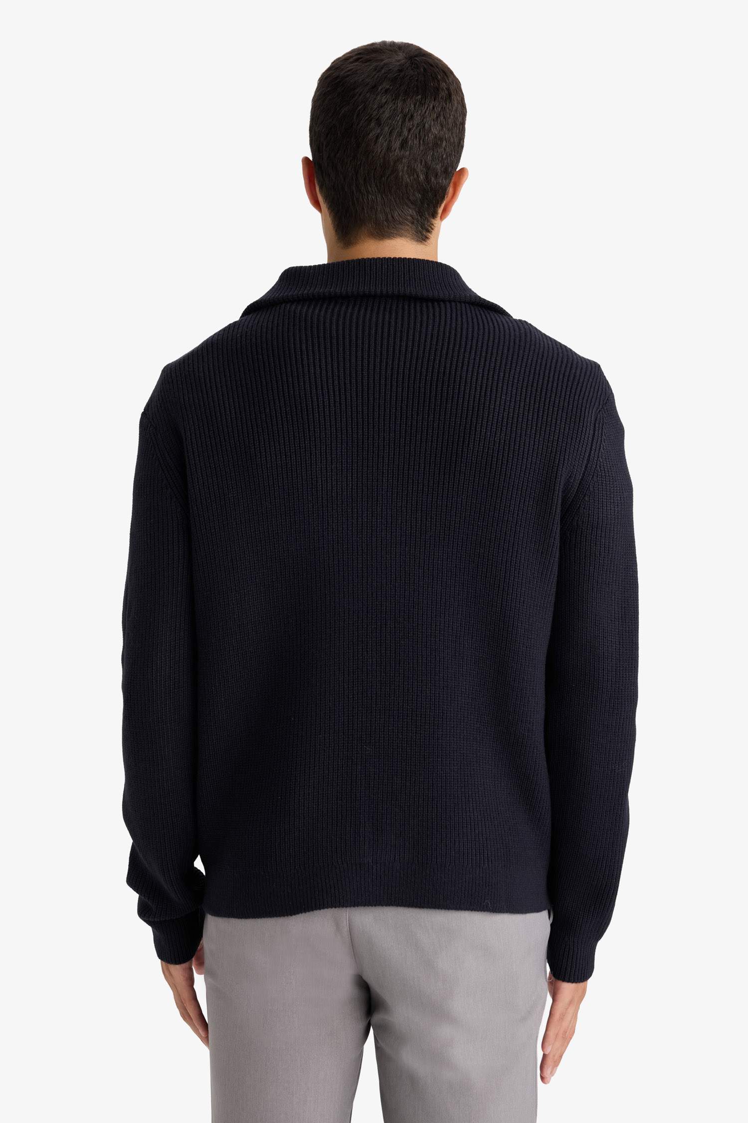 Standard Fit Zipper Knitwear Pullover