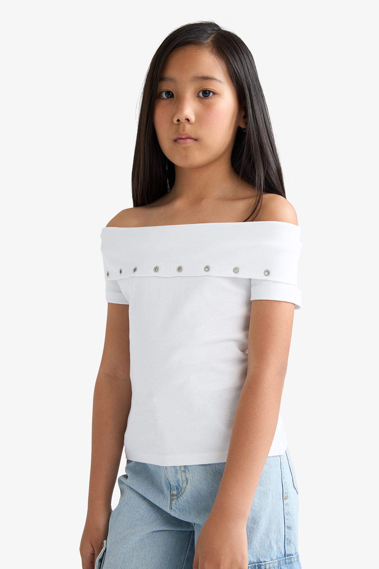 Kız Çocuk Slim Fit Dar Kesim Omzu Açık Yaka Baskılı Ribana Kısa Kollu Tişört