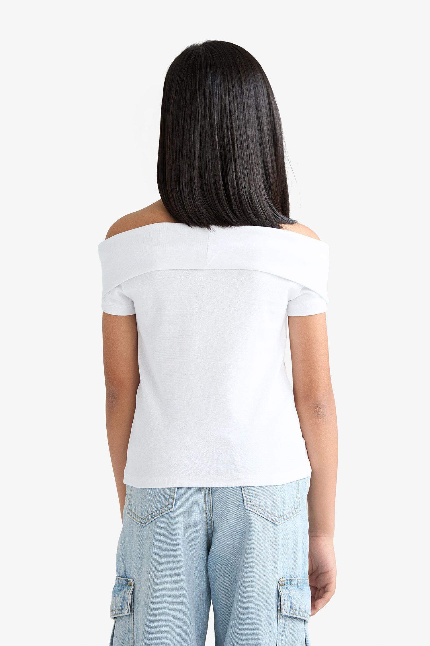 Kız Çocuk Slim Fit Dar Kesim Omzu Açık Yaka Baskılı Ribana Kısa Kollu Tişört