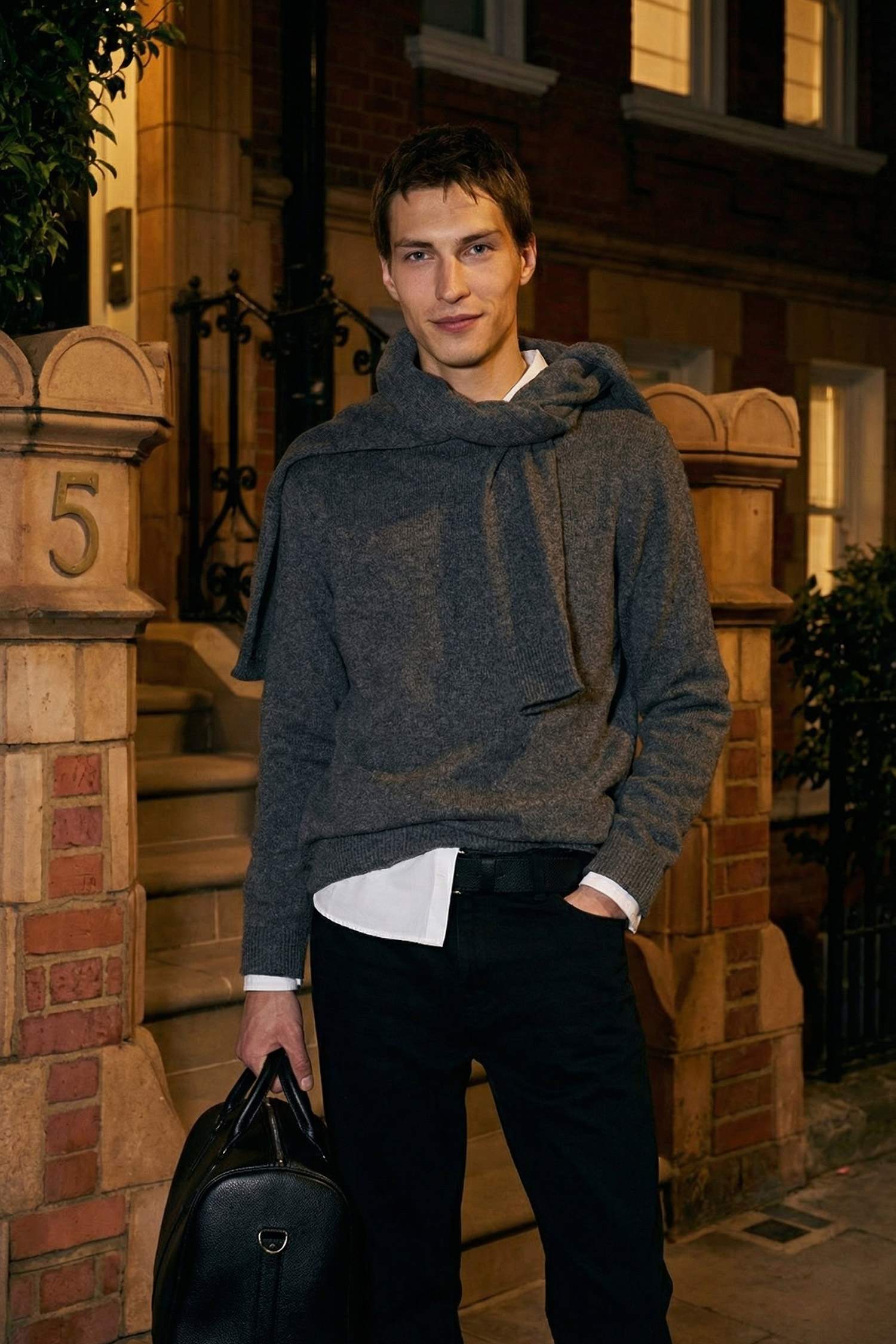 Standard Fit Crew Neck Knitwear Pullover