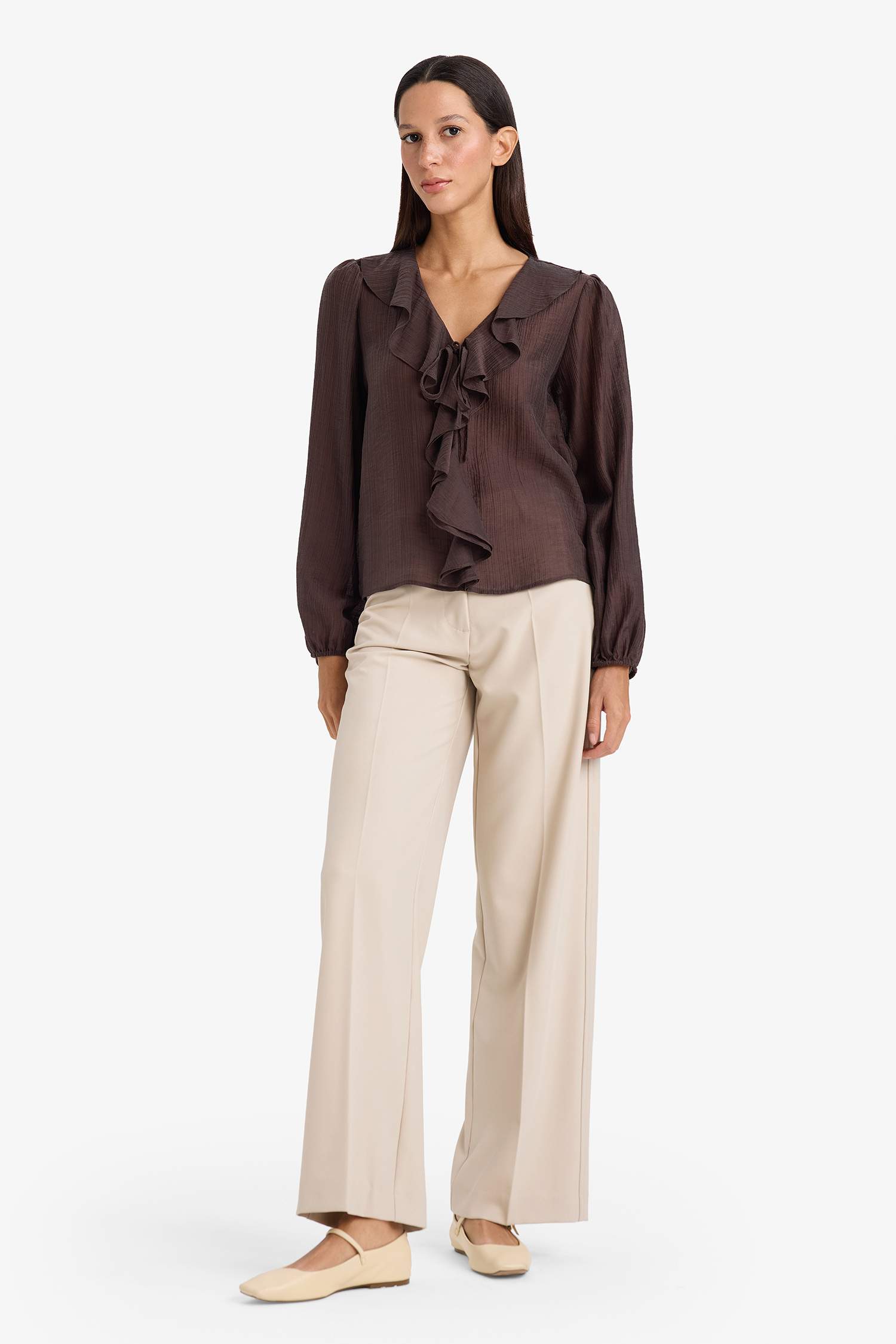 Блузка из жатой ткани Regular Fit с длинным рукавом и V-образным вырезом